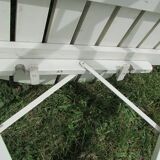 Table and 2 folding garden chairs