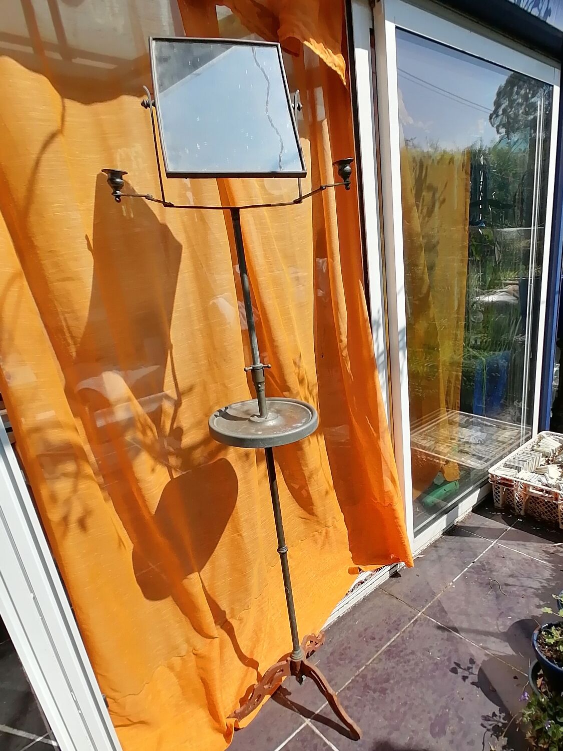 Barber's mirror on telescopic stand 1920 43x35cm