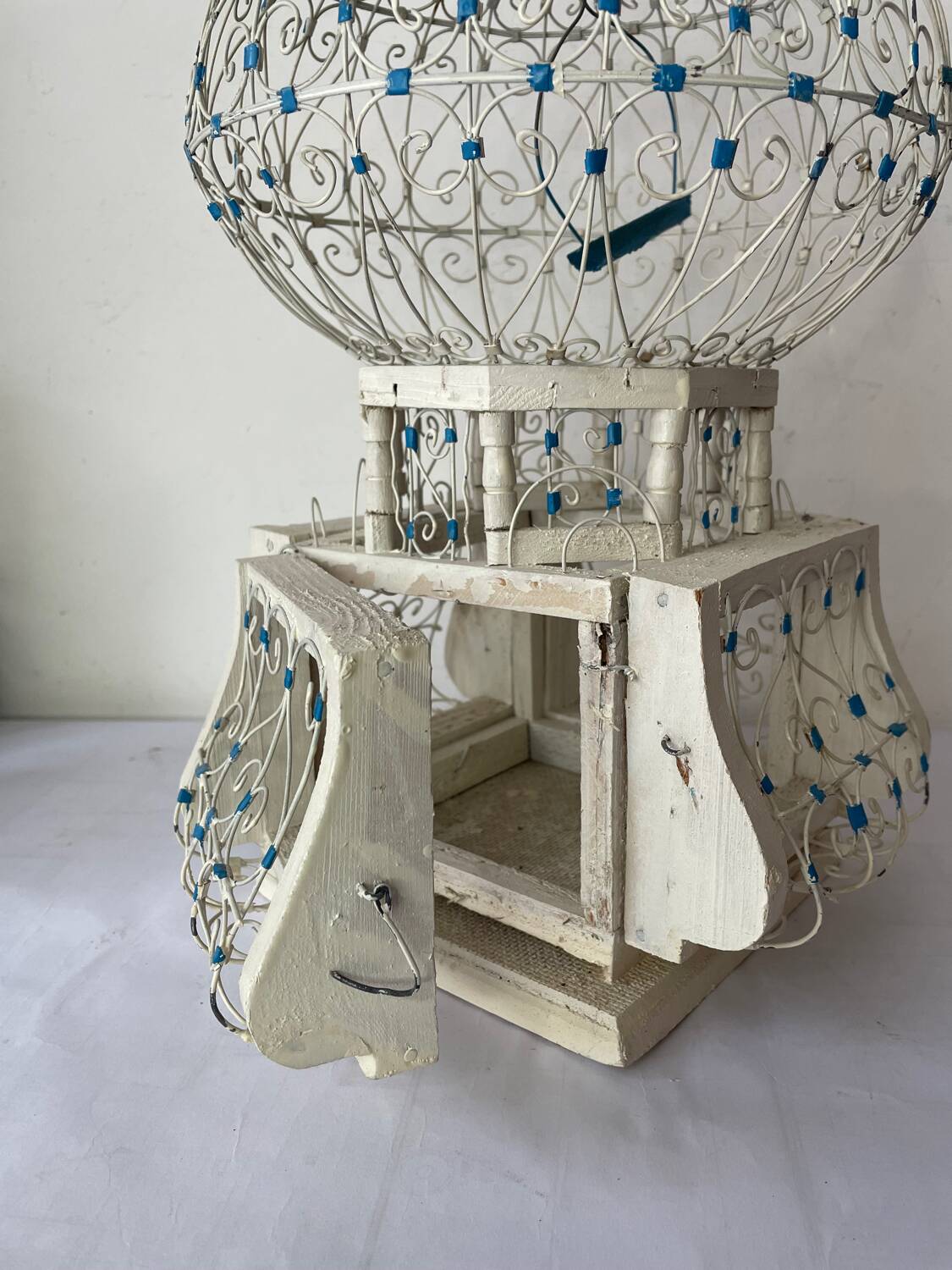 Old cage Sidi Bou Said