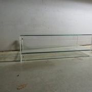Table basse en acrylique et verre