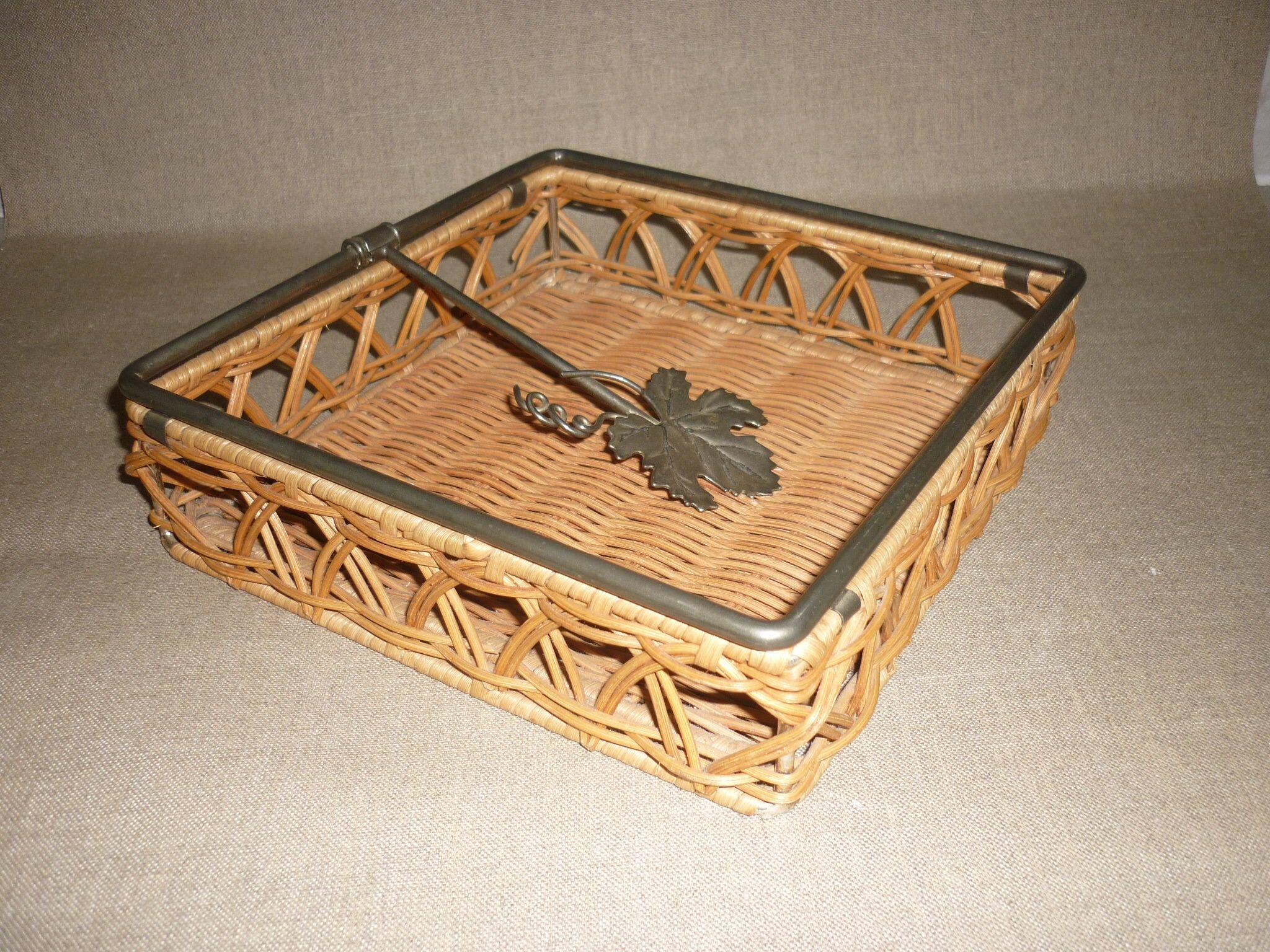 Metal and wicker napkin rack