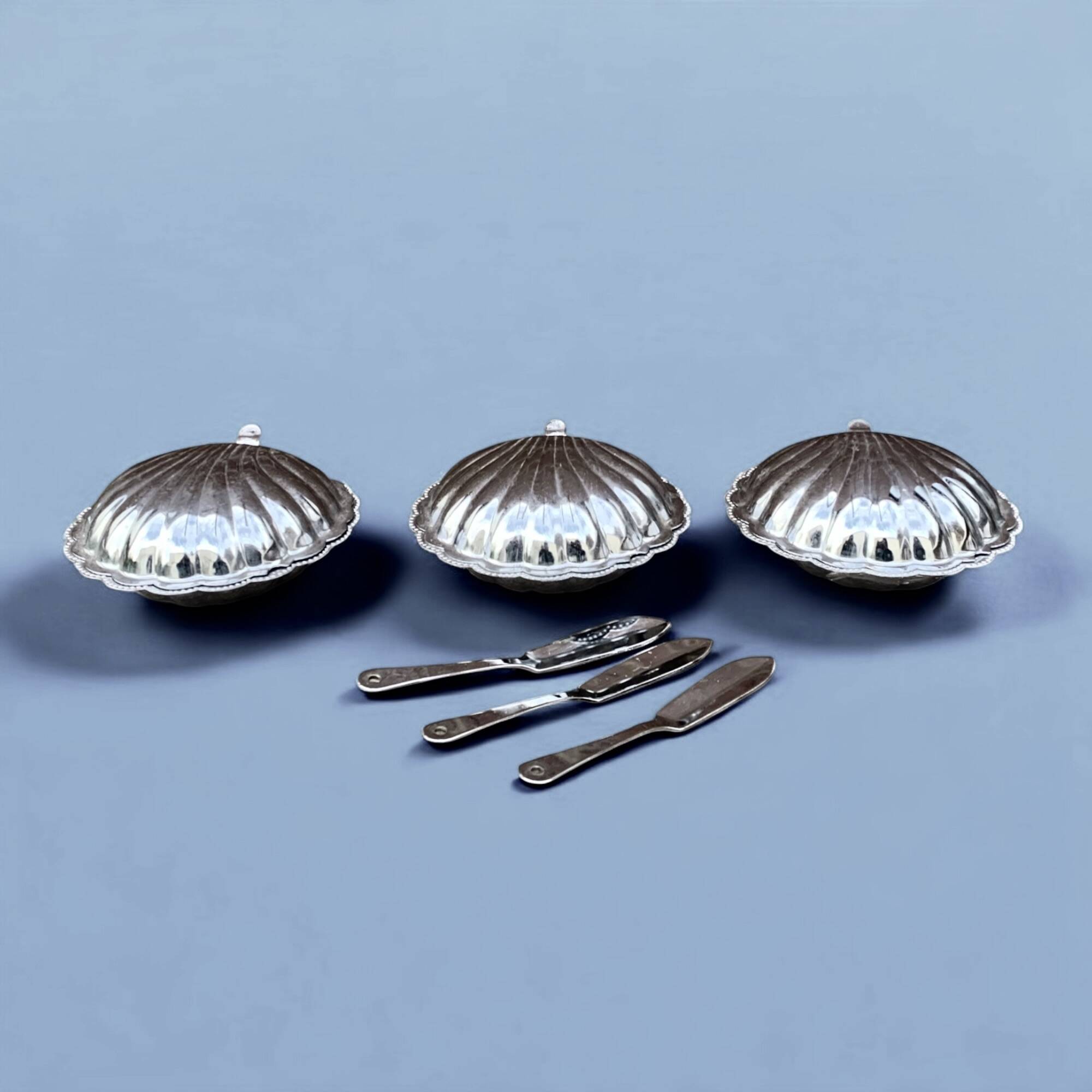 Set of 3 vintage shell butter dishes in stainless steel and cobalt blue glass