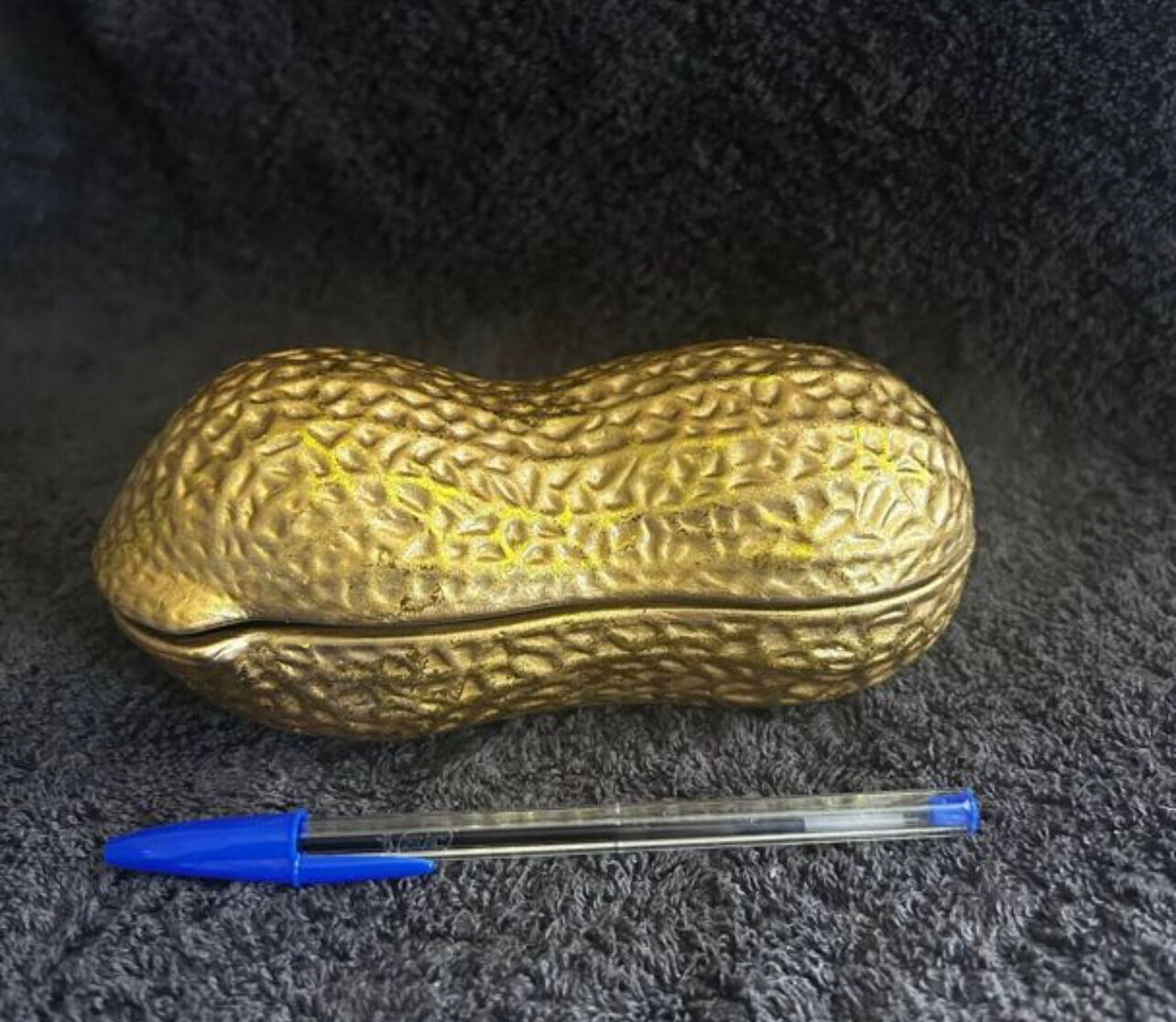 Vintage 1960s-70s ceramic peanut box