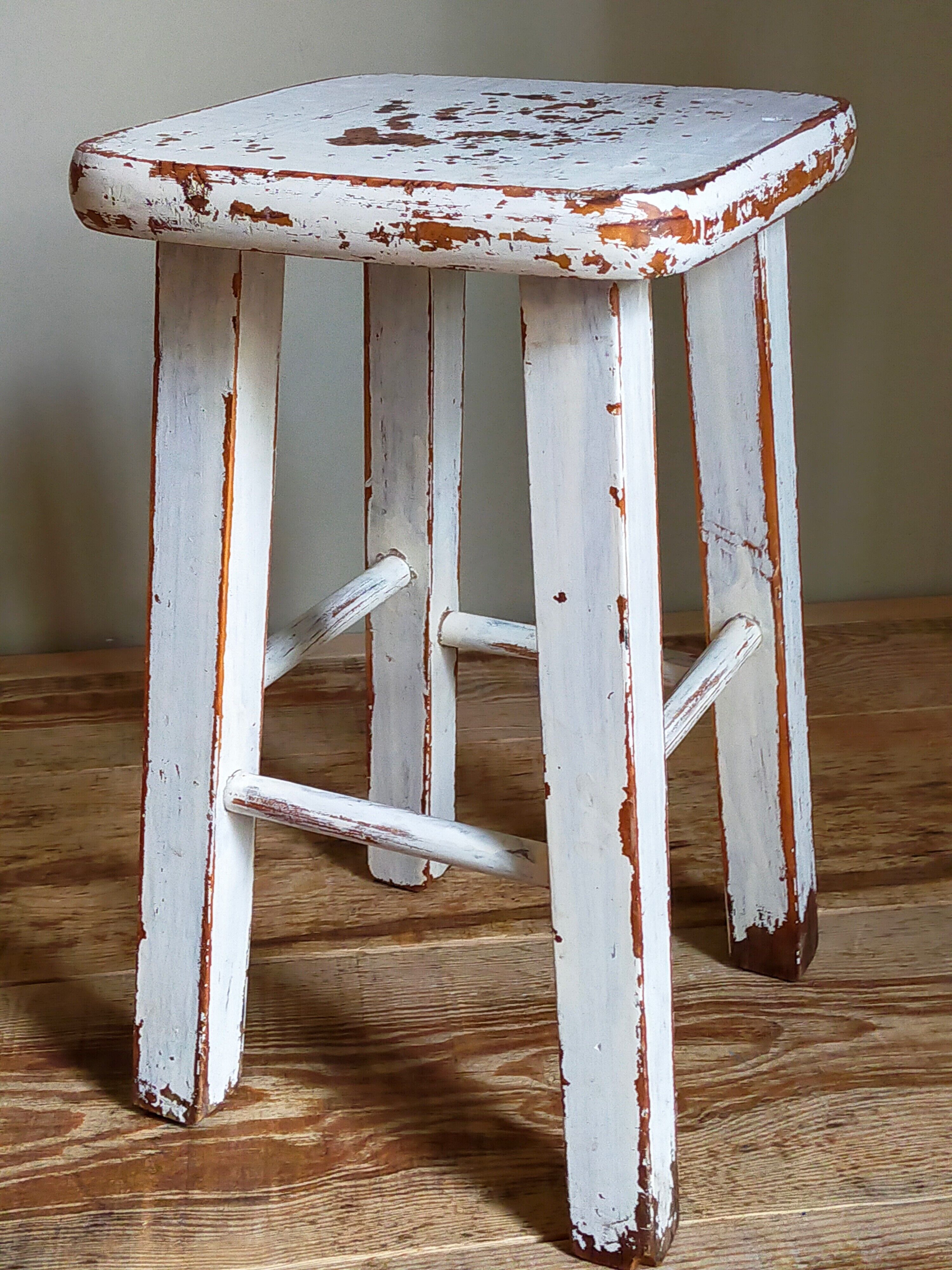 Workshop stool in vintage patinated solid wood