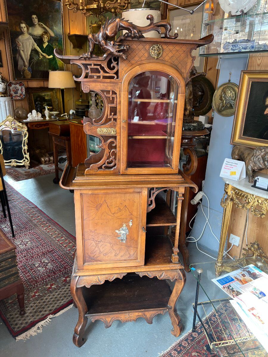Neo-Renaissance display cabinet attributed to the creative spirit of Gabriel Viardot, circa 1890.