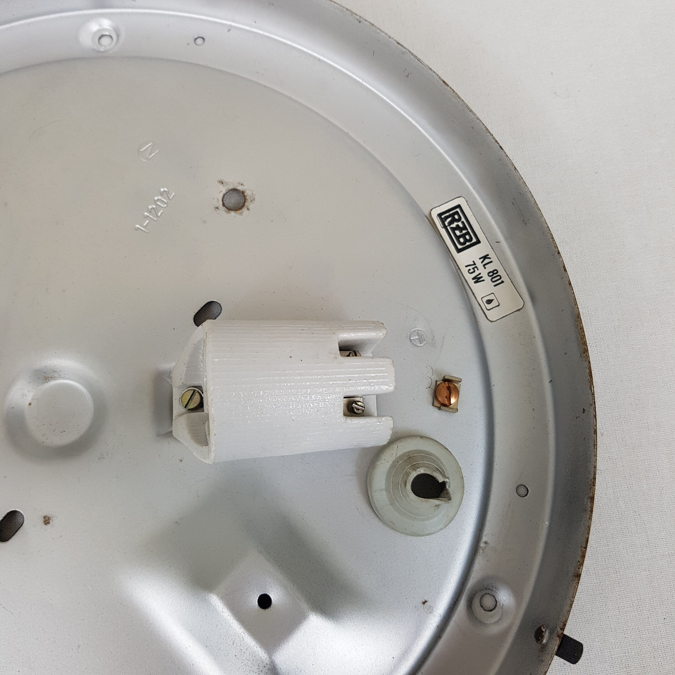 RZB thick glass ceiling