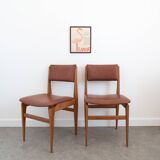 Pair of chairs in wood and brown skaï