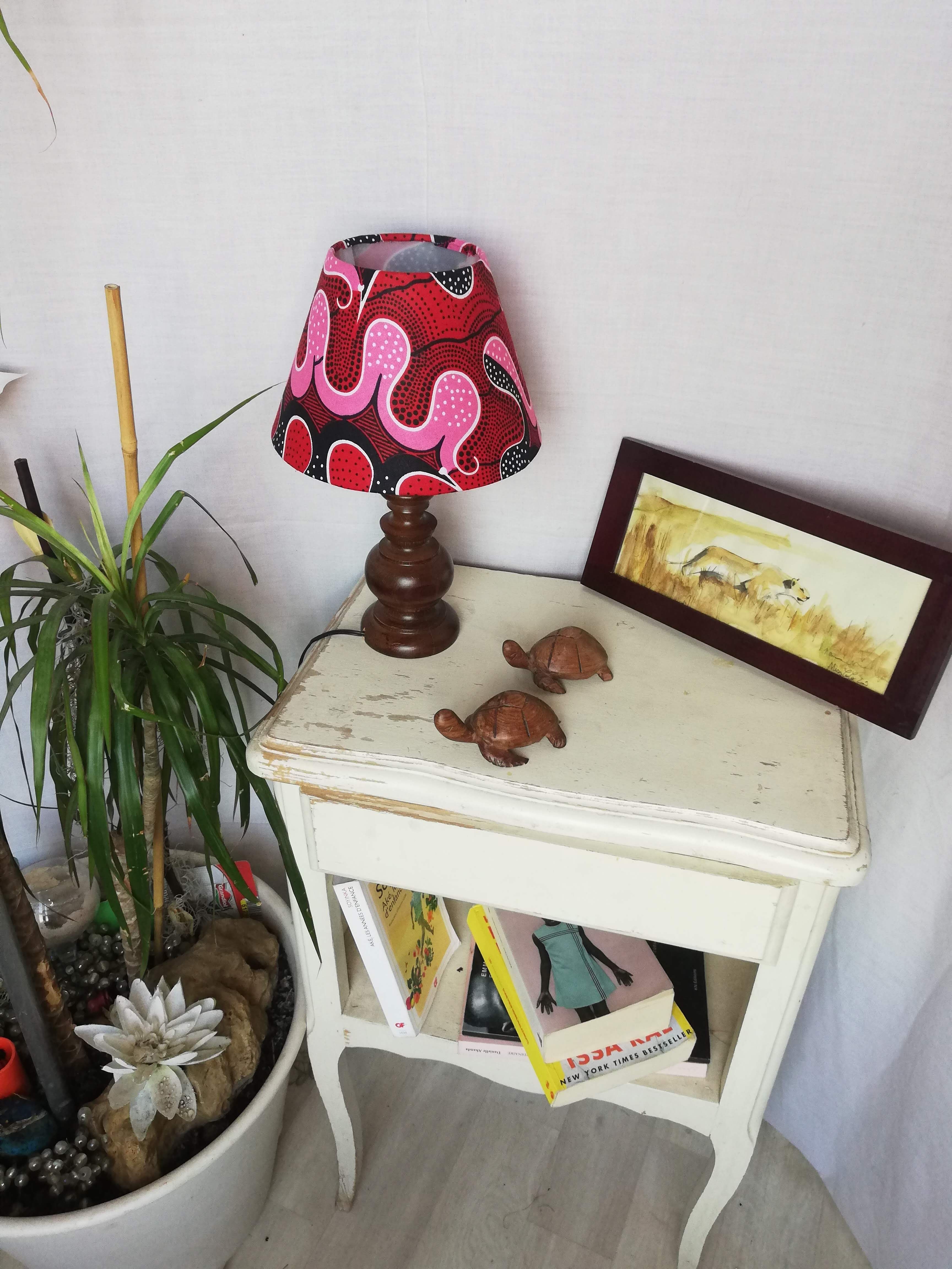 Zawati conical wax shade