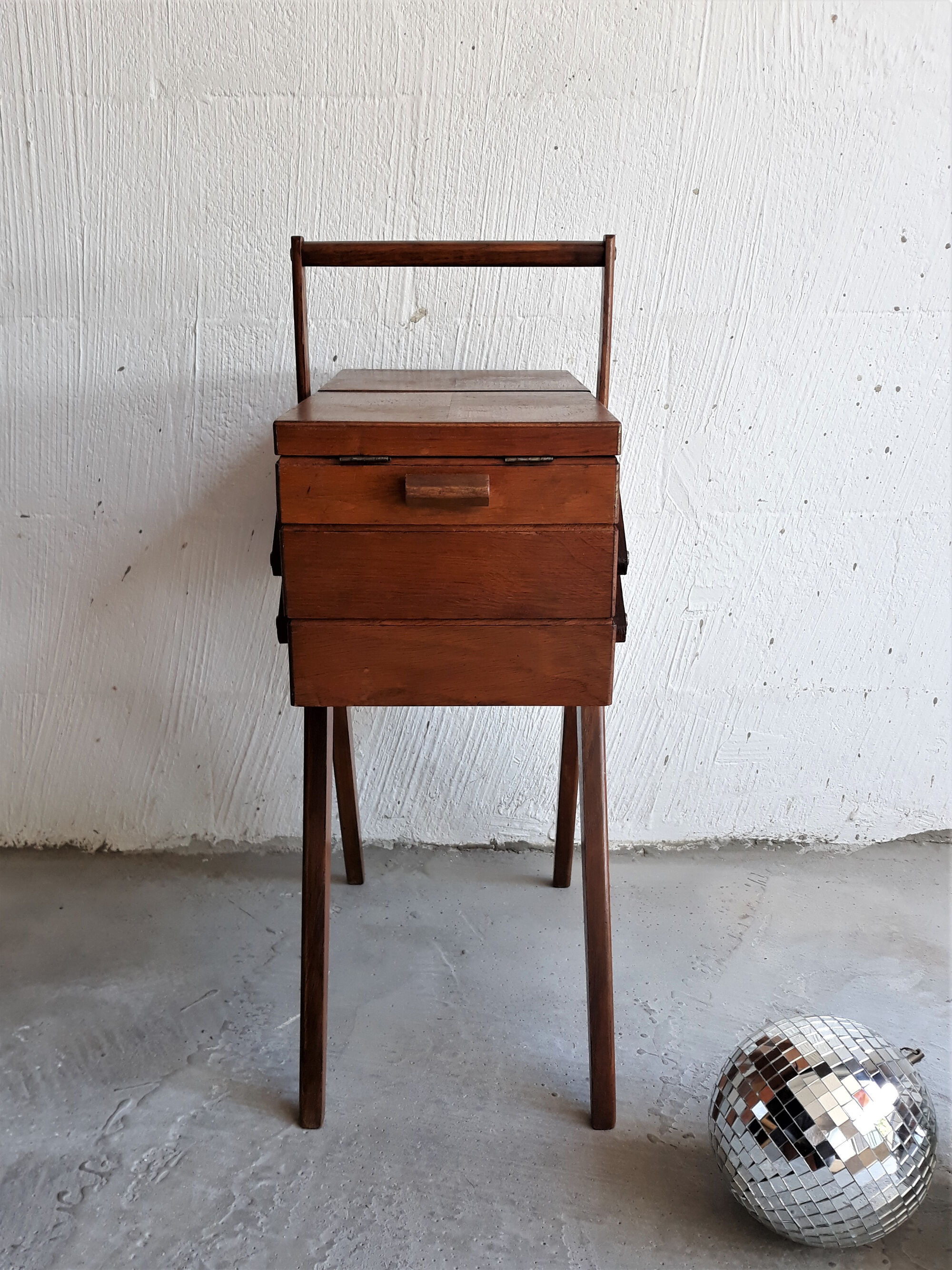 Vintage Wood Worker / Sewing Box / Oak / Compass Feet / Retro / Vintage / 1950