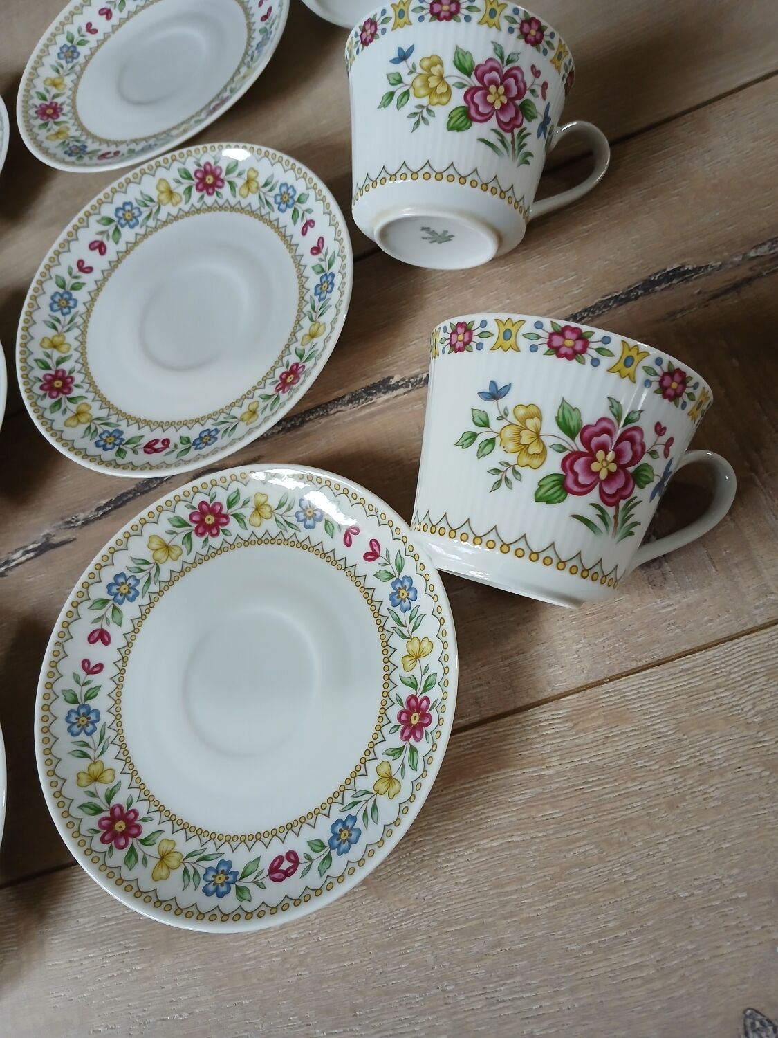 6 tasses + soupes anciennes/ années 50