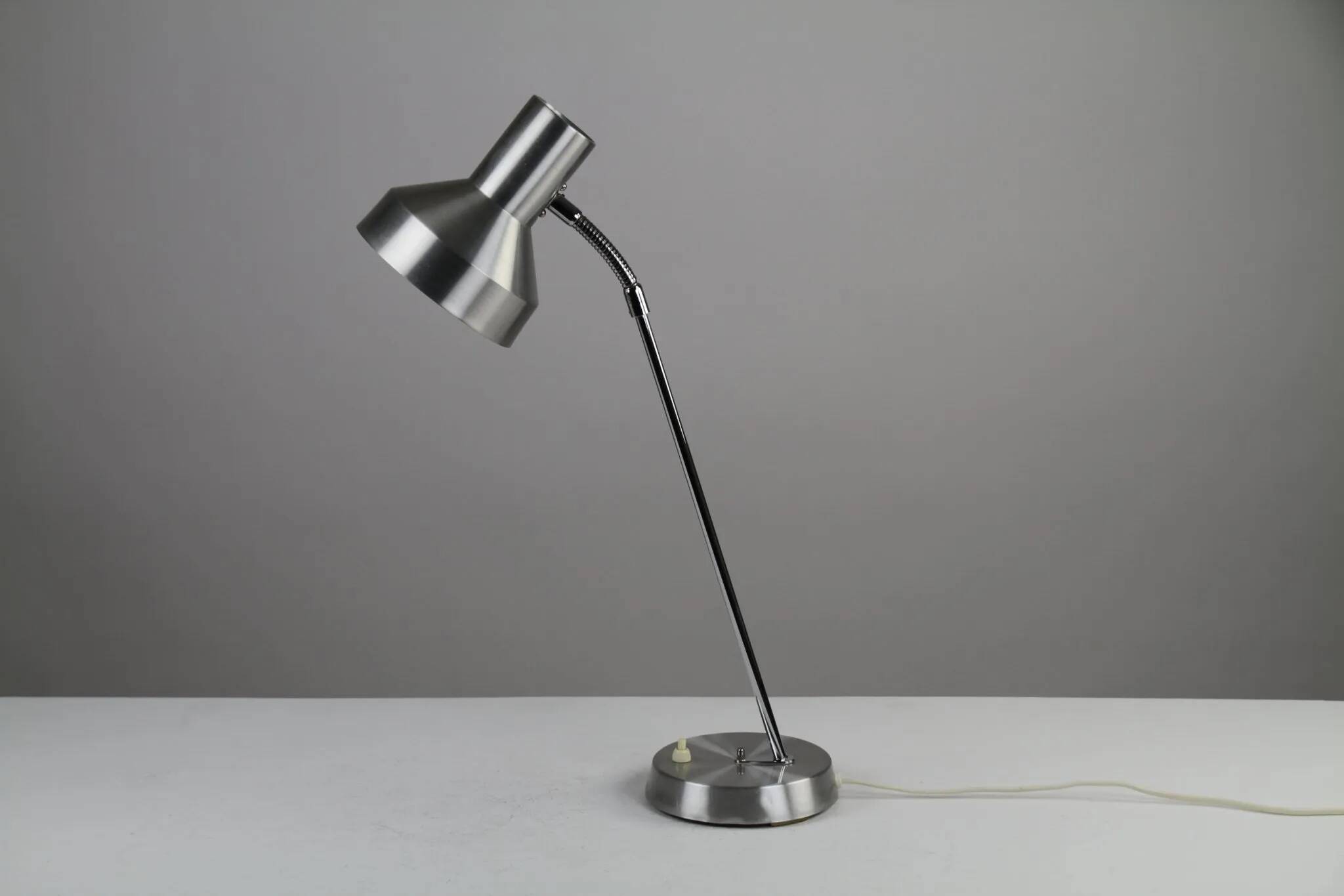 Eric Wärnå for EWÅ Armaturfabrik, Värnamo, Sweden — Model B-71 Desk Lamp, 1970s
