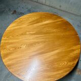 Baumann dining room round table