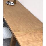 Farm table