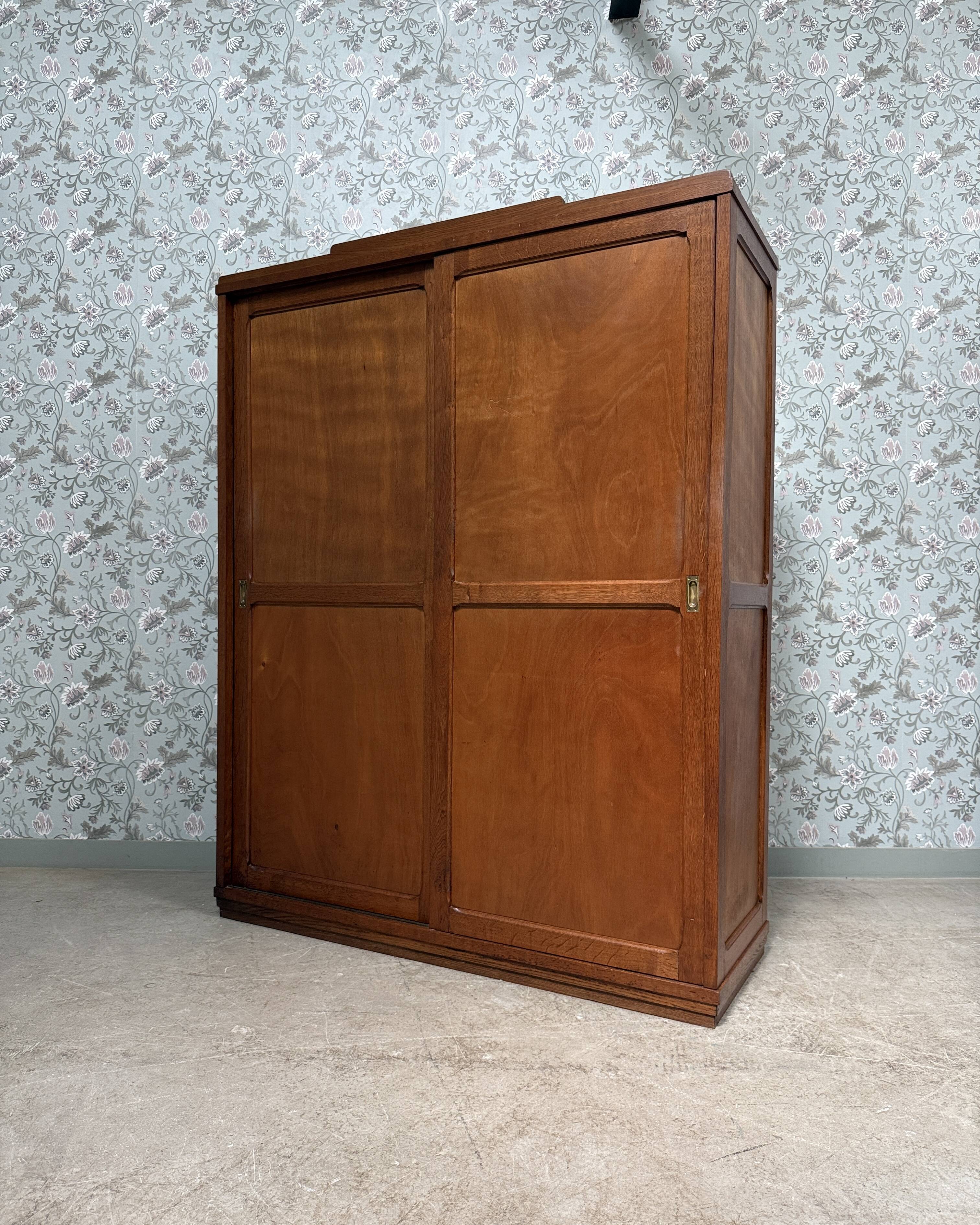 Large Parisian wardrobe with sliding doors