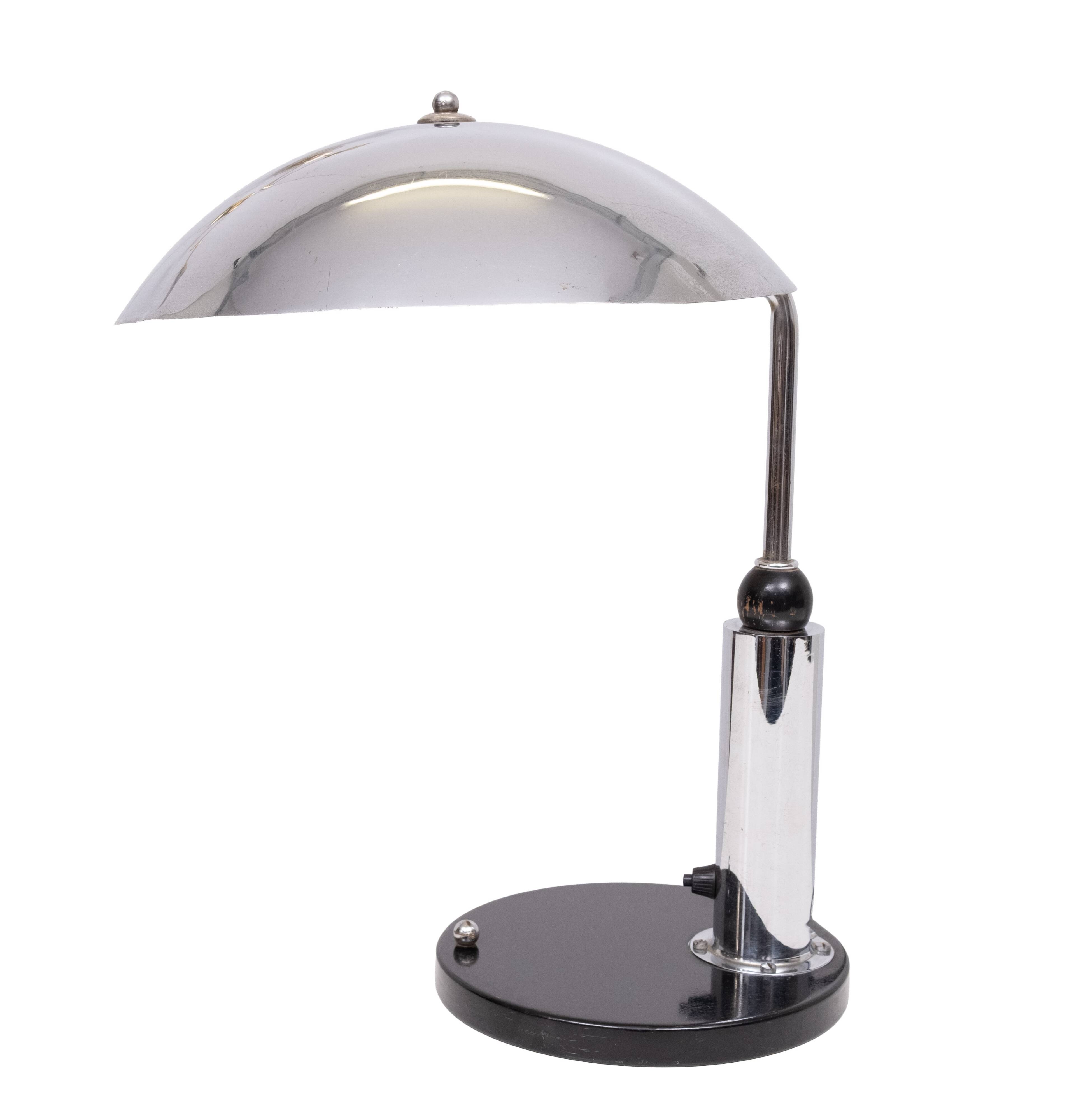 Daalderop KDM Royal Holland Bauhaus Desk-lamp 1930s Status: