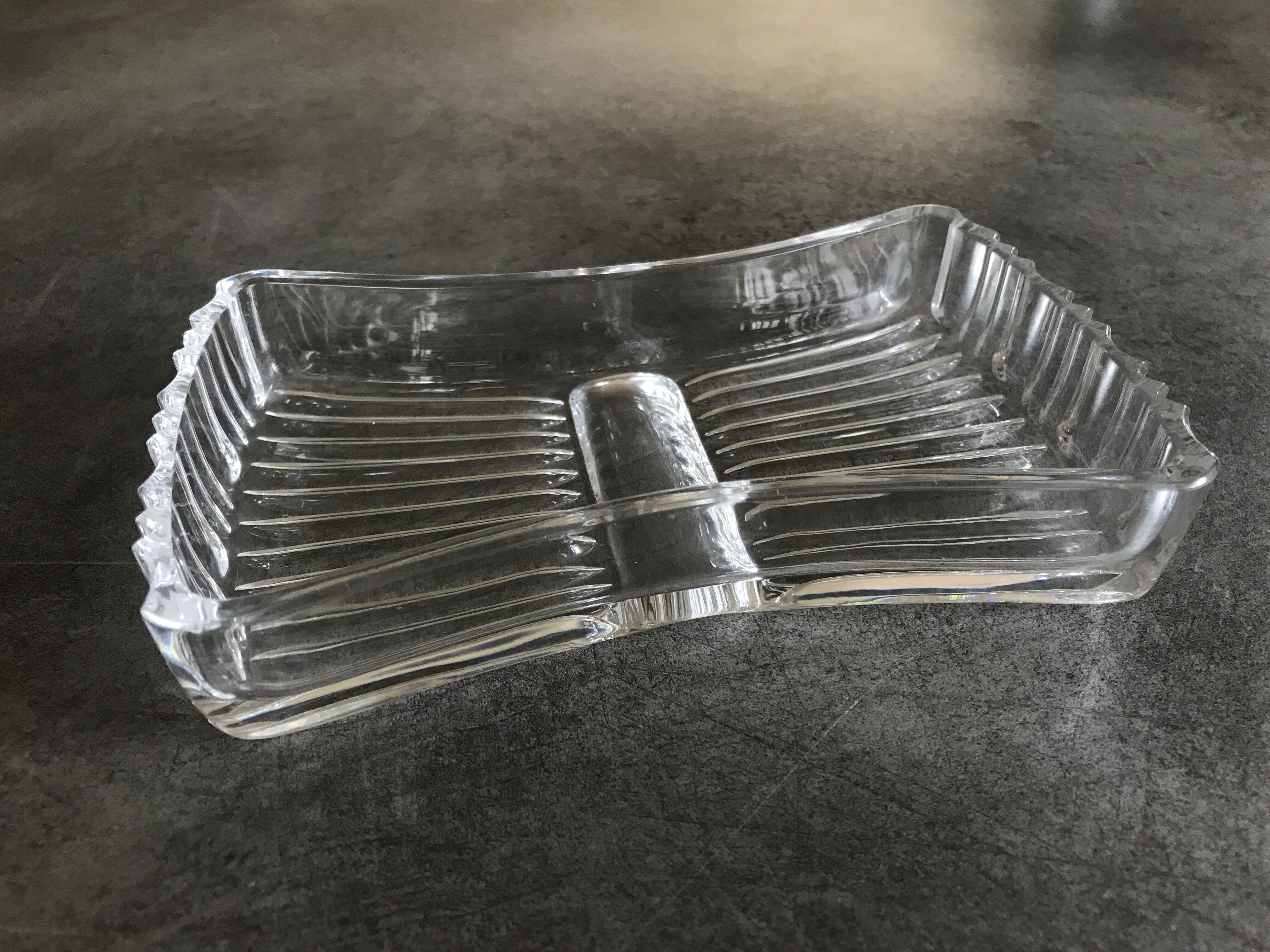 Empty pocket cup in molded glass 16.5 x 10 cm