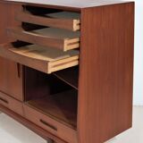 High teak row