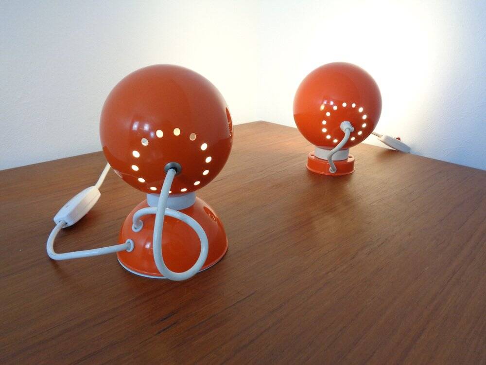 Italian Space Age Metal Internal Magnet Table Lamps by Reggiani, 1960s, Set of 2