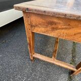Farm table