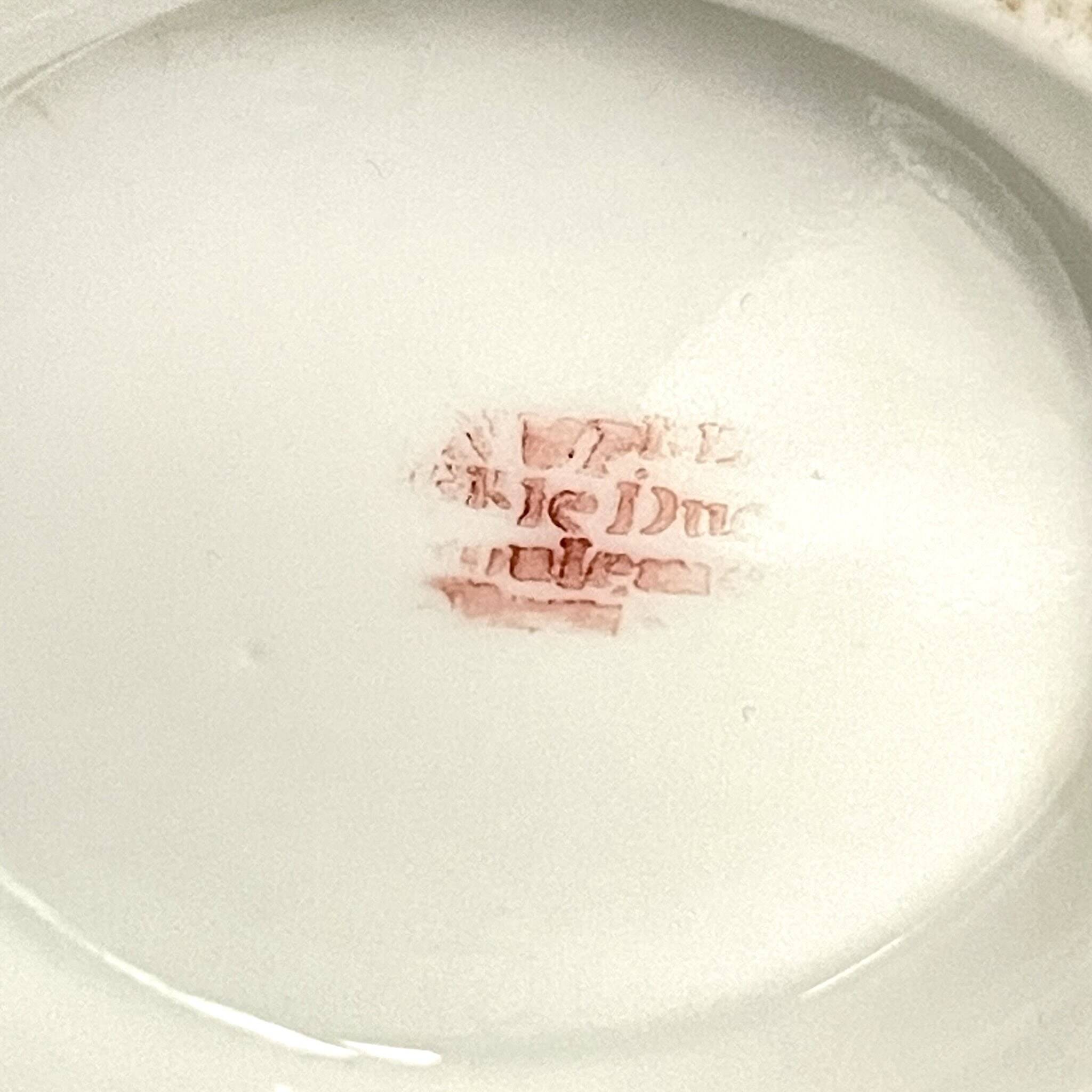 Porcelain Sugar Pot of the Duke of Angoulême | Barbeaux | 19th Century