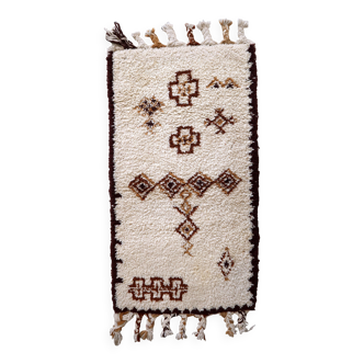 Tapis vintage berbère marocain fait main – 74 x 136 cm - 1c1004