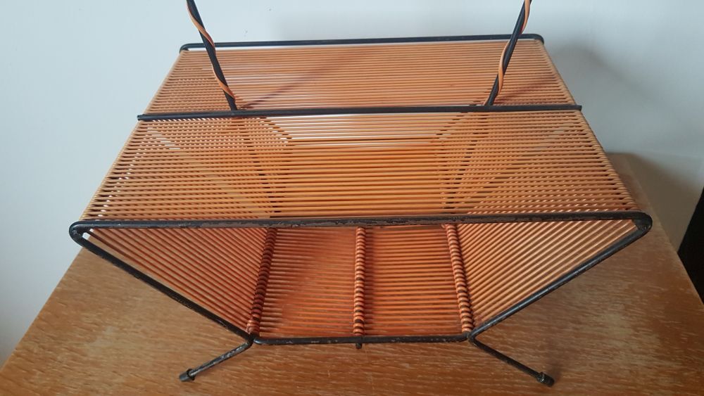 Range-discs or record holders 1960