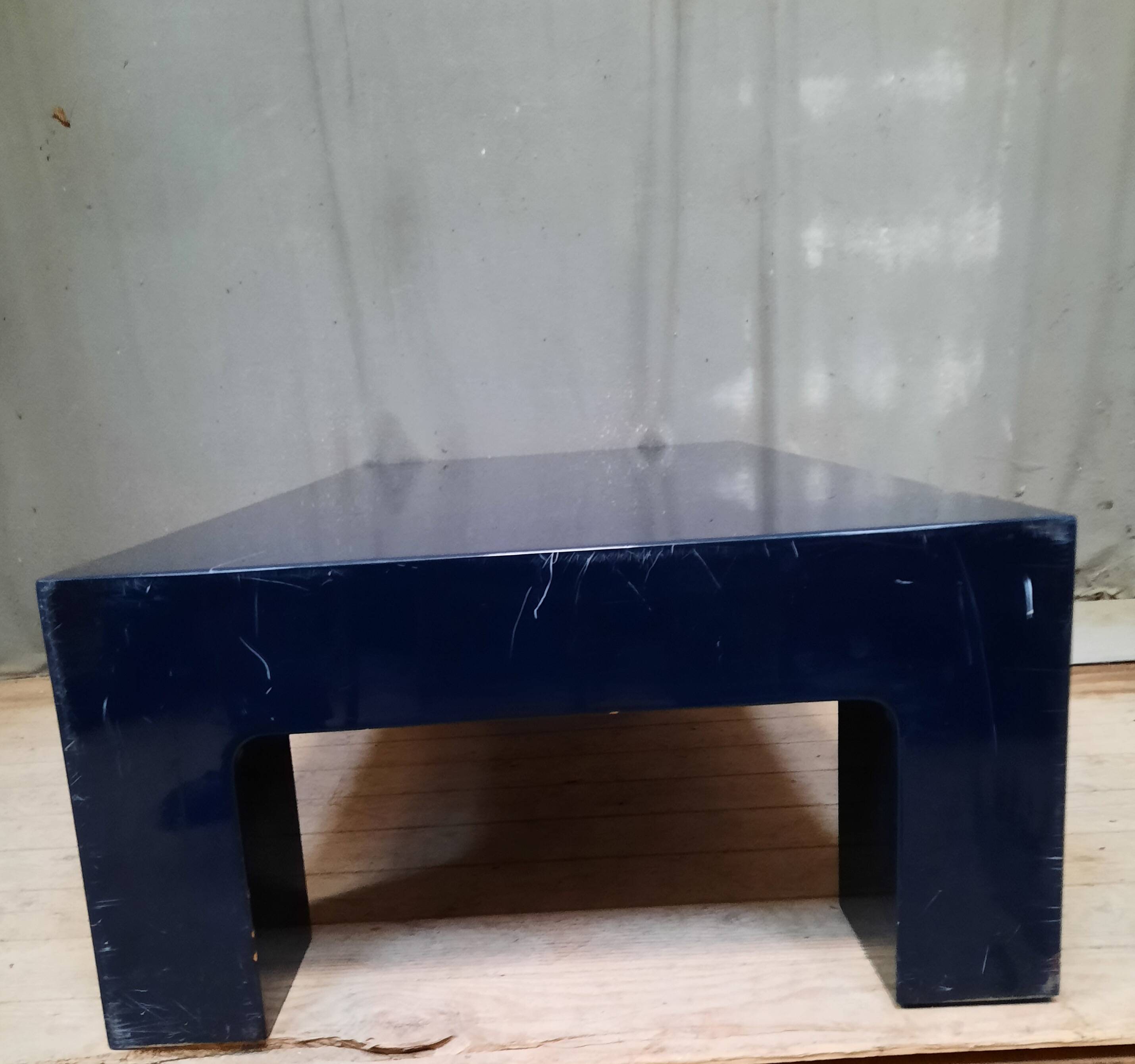 Blue lacquered coffee table
