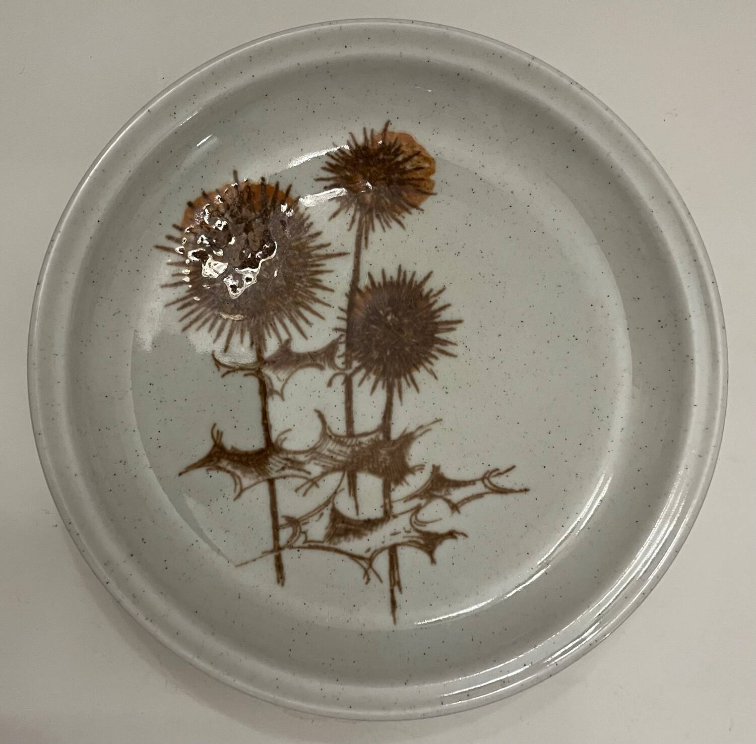 4 Burgundy stoneware dessert plates