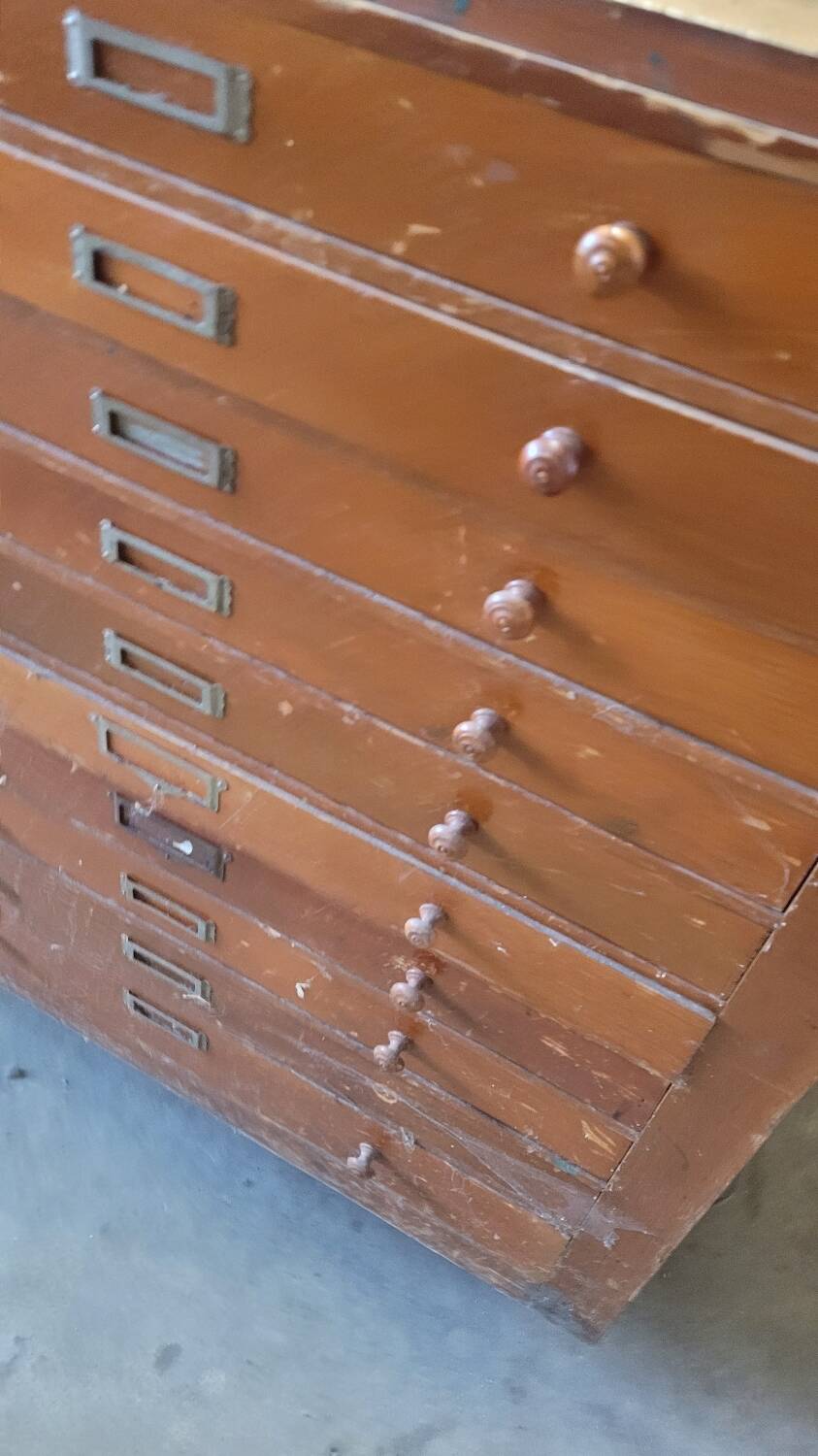 Meuble de Métier Magasin à 60 tiroirs - 1950s