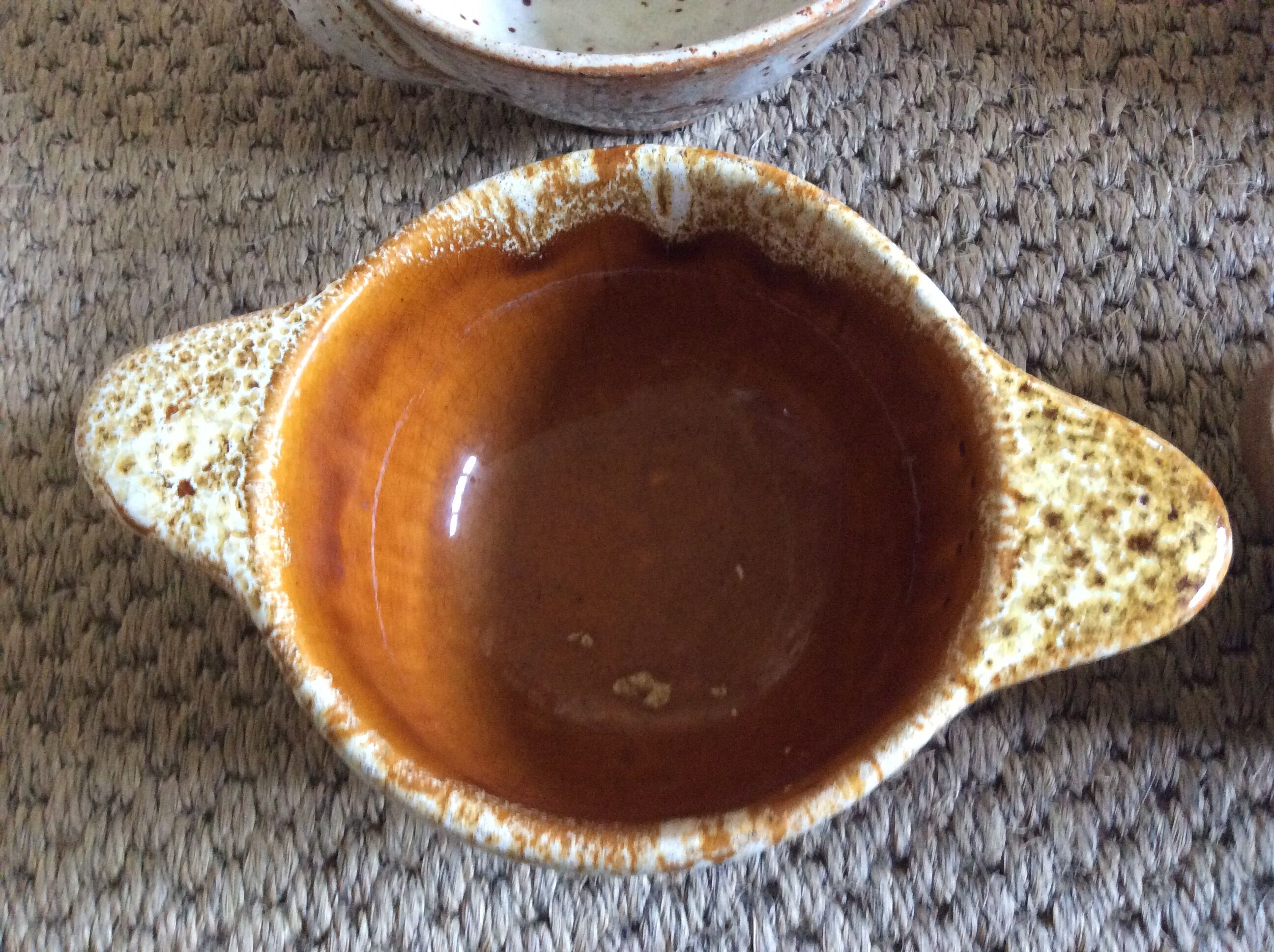 4 stoneware bowls