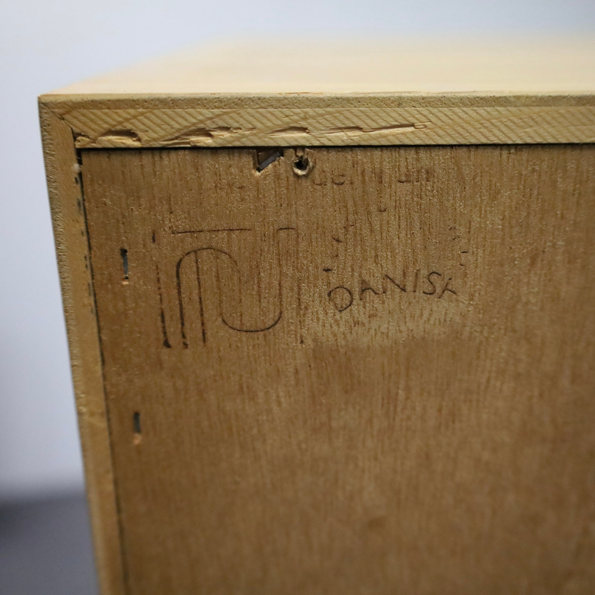 Danish modern oak wall cabinet by Poul Hundevad, Denmark 1960s