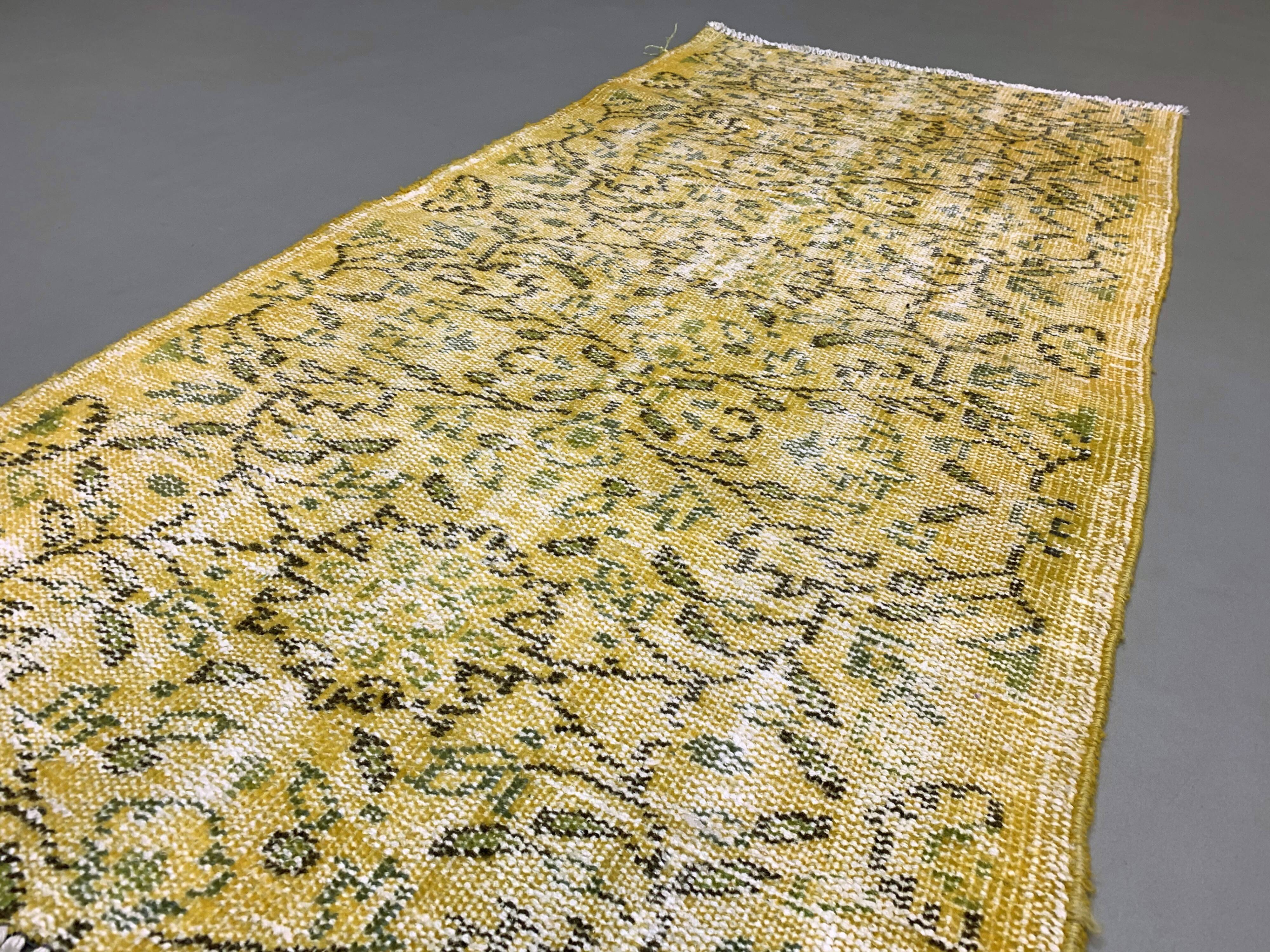 Distressed turkish runner 152x75 cm