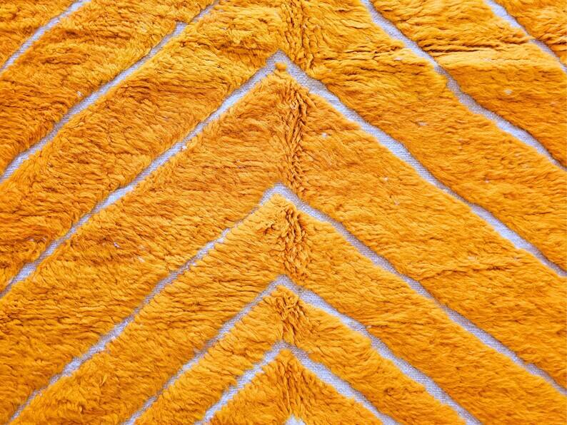 Moroccan Berber rug 250cm x 150cm