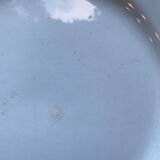 Iron earth plate