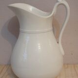 Antique pitcher pitcher in white porcelain