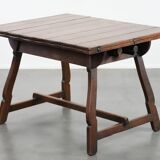 Antique Swiss extendable dining table made of oak from the mid-19th century