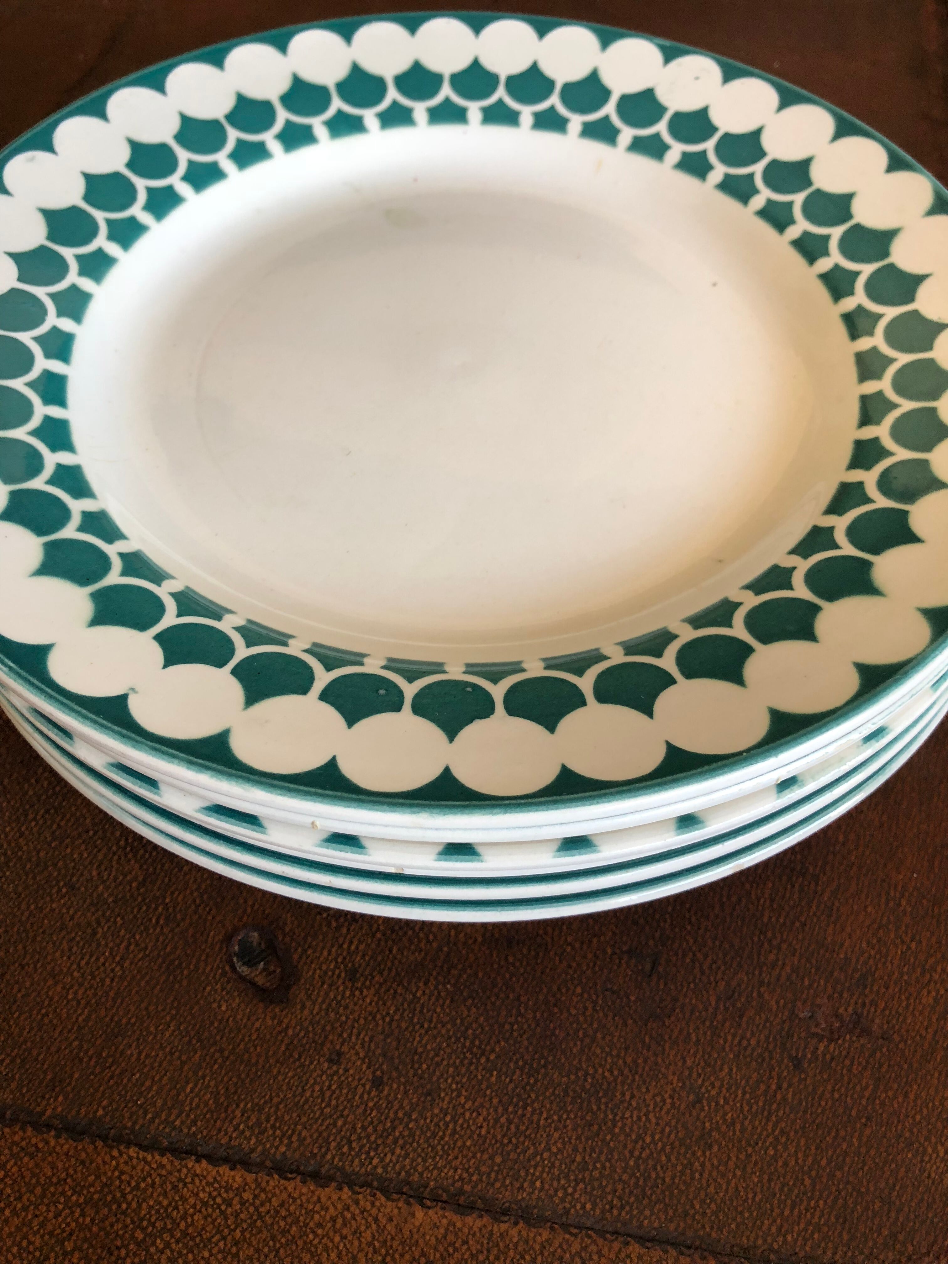 Set of 5 plates Sarreguemines Digoin model Europe