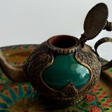 Teapot with its brass tray from the 20th cty, Moroccan craft - diameter 24cm