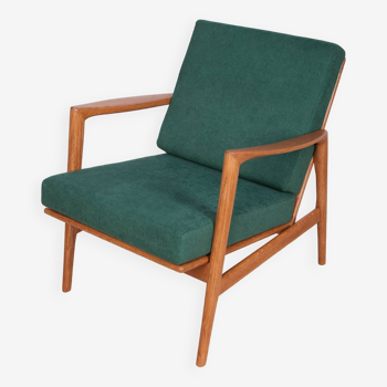 Fauteuil modèle 300-139 de l'usine Swarzędzka, 1960s