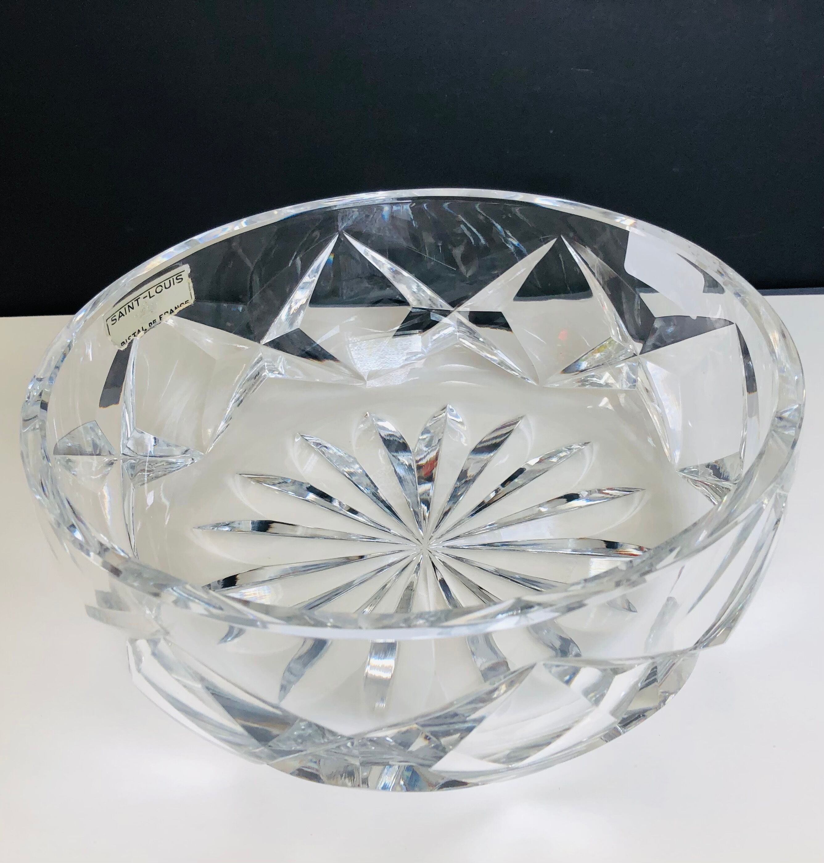 Large cut / bowl in cut crystal of Saint Louis