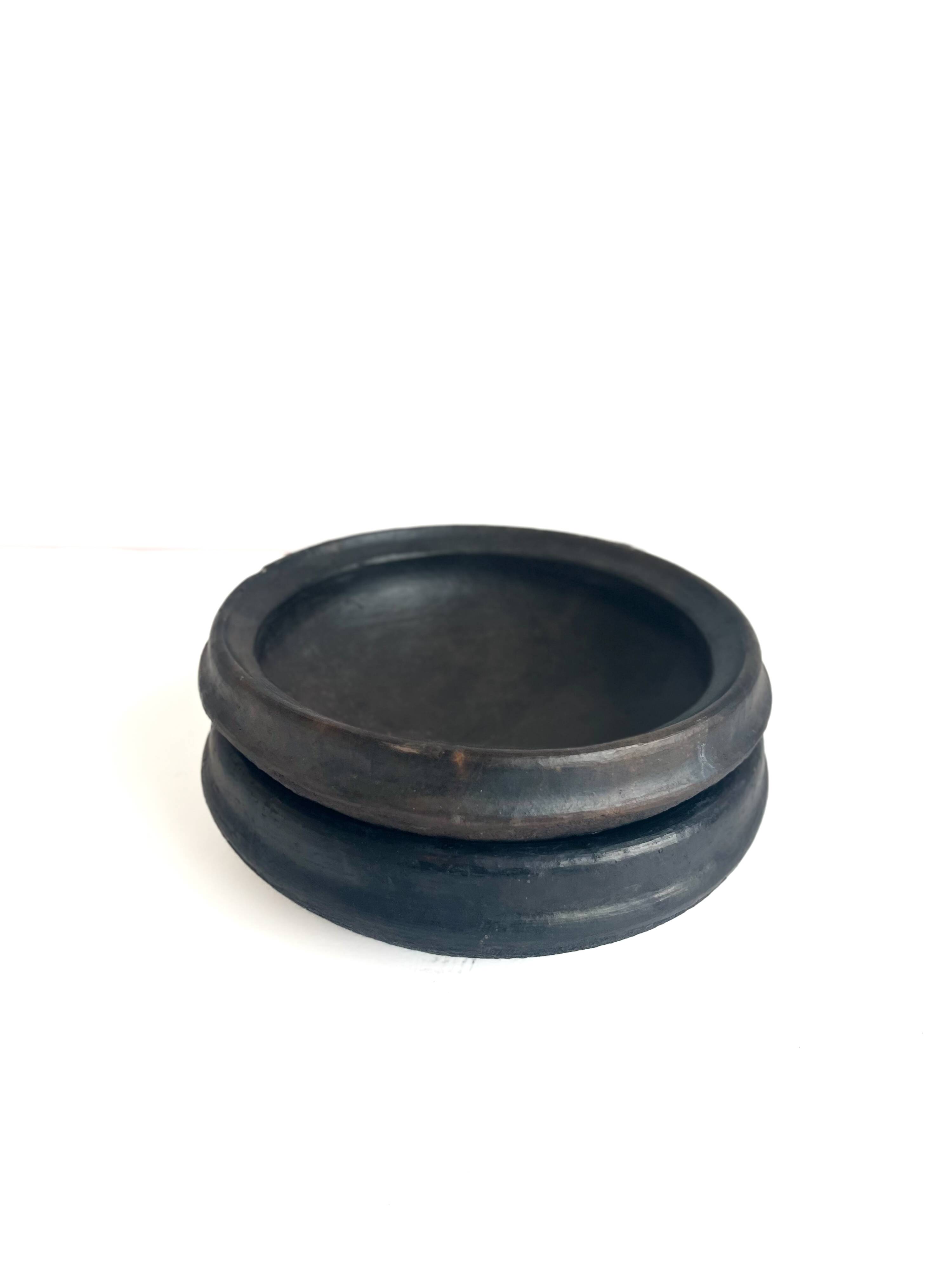 Abron "Kânâh" smoked terracotta dish | Ø 23cm diameter | African bowl