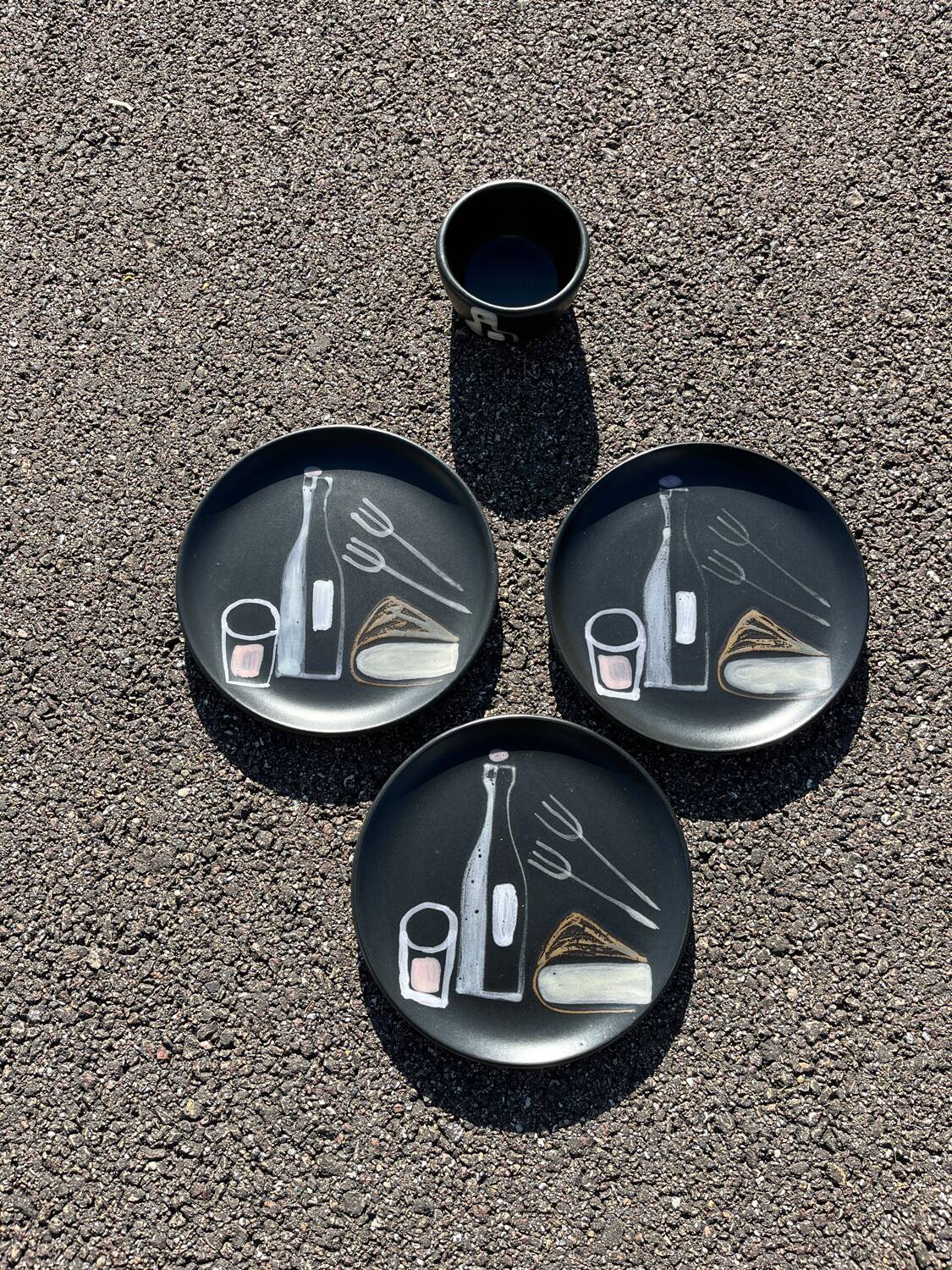 Set of 3 vintage 1960 ceramic plates