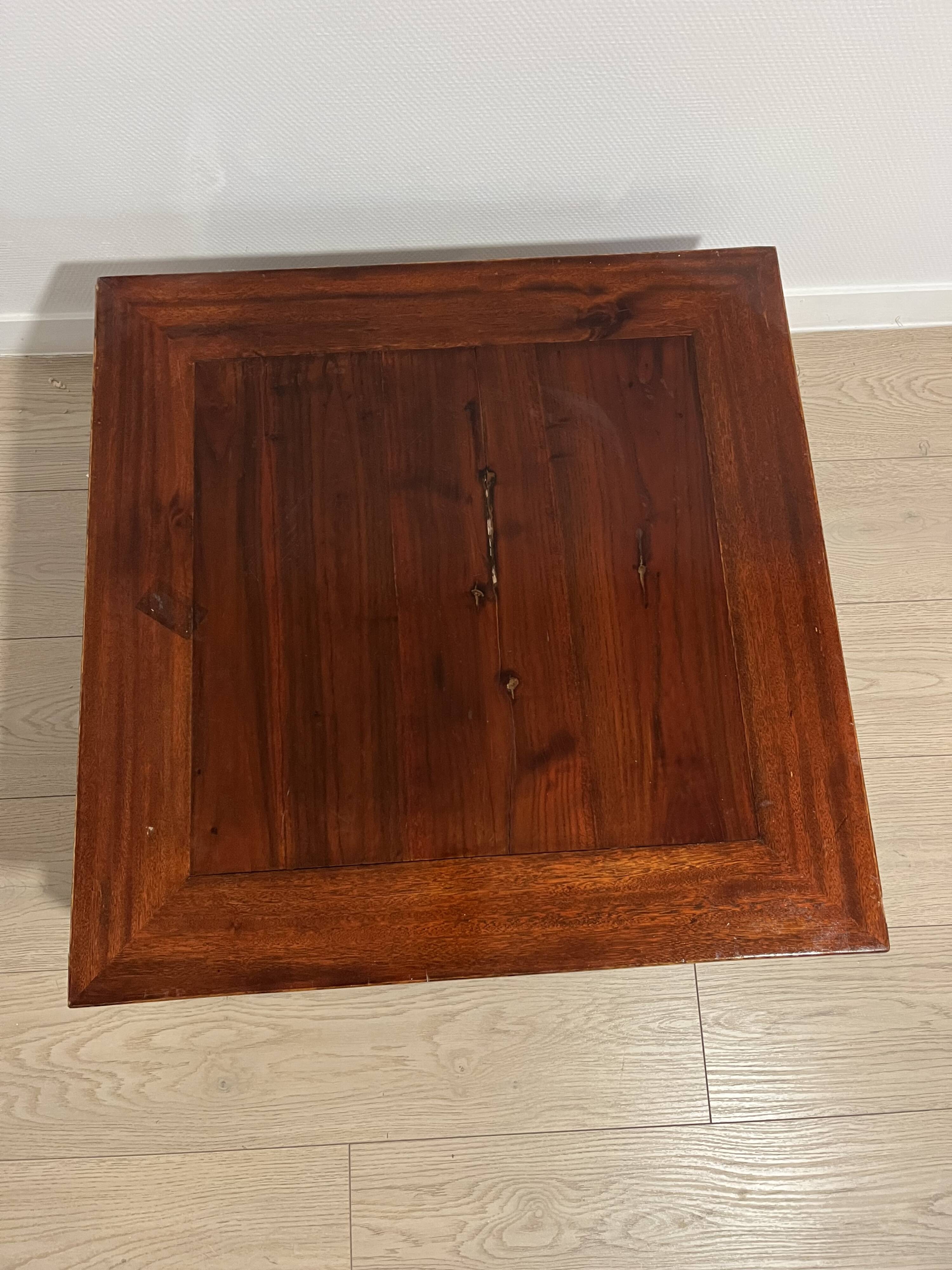 Table basse en bois massif – style asiatique