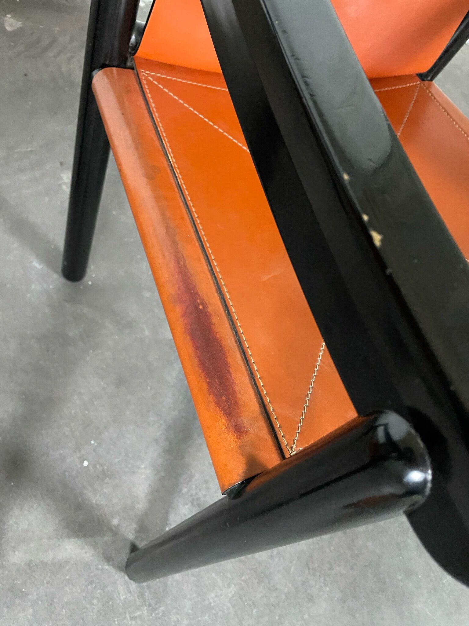 Pair of armchairs 905, Vico Magistretti for Cassina