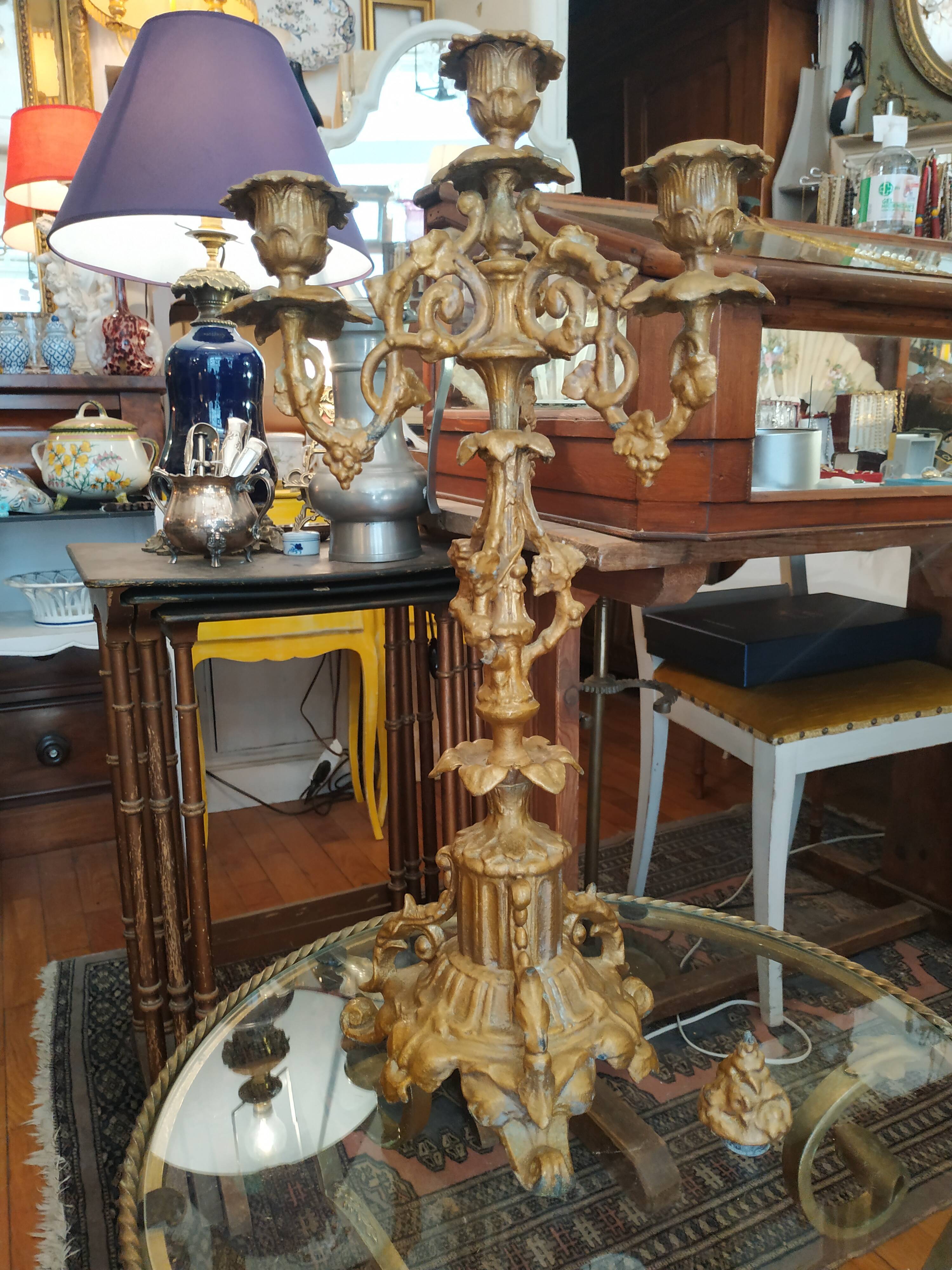2 candlesticks in golden regulation