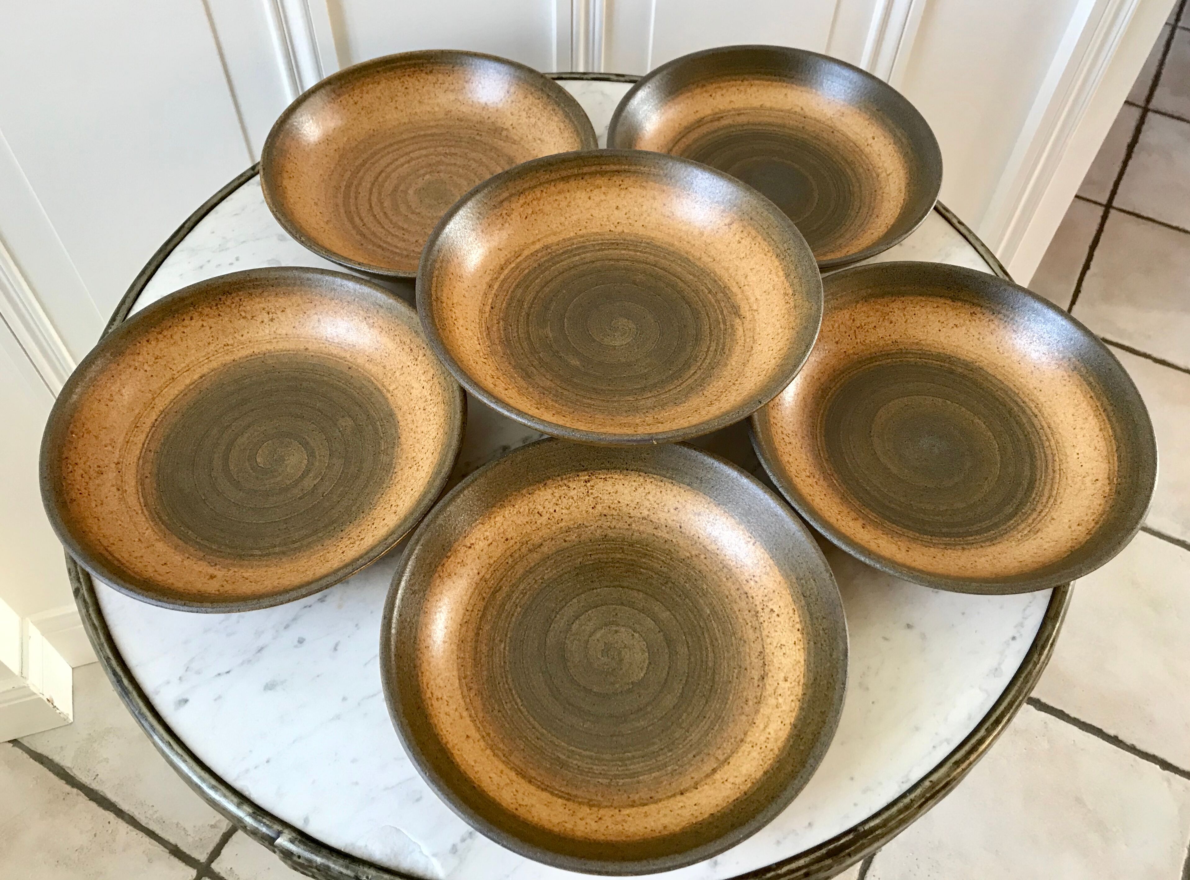 Set of 6 hollow plates in Longchamp sandstone hand painted 70s