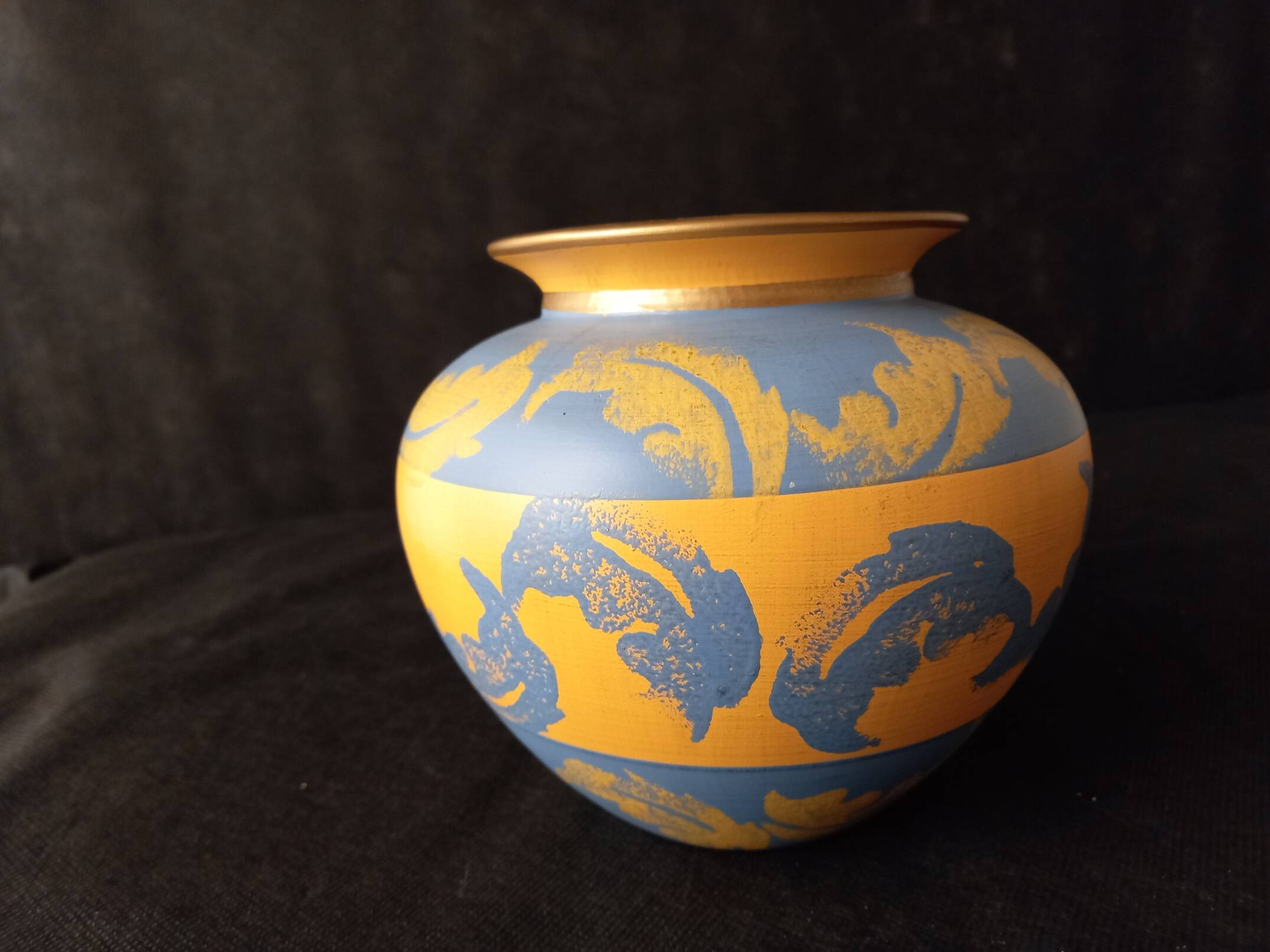 Vase signed DD▲ Foliages Provence Yellow and Blue