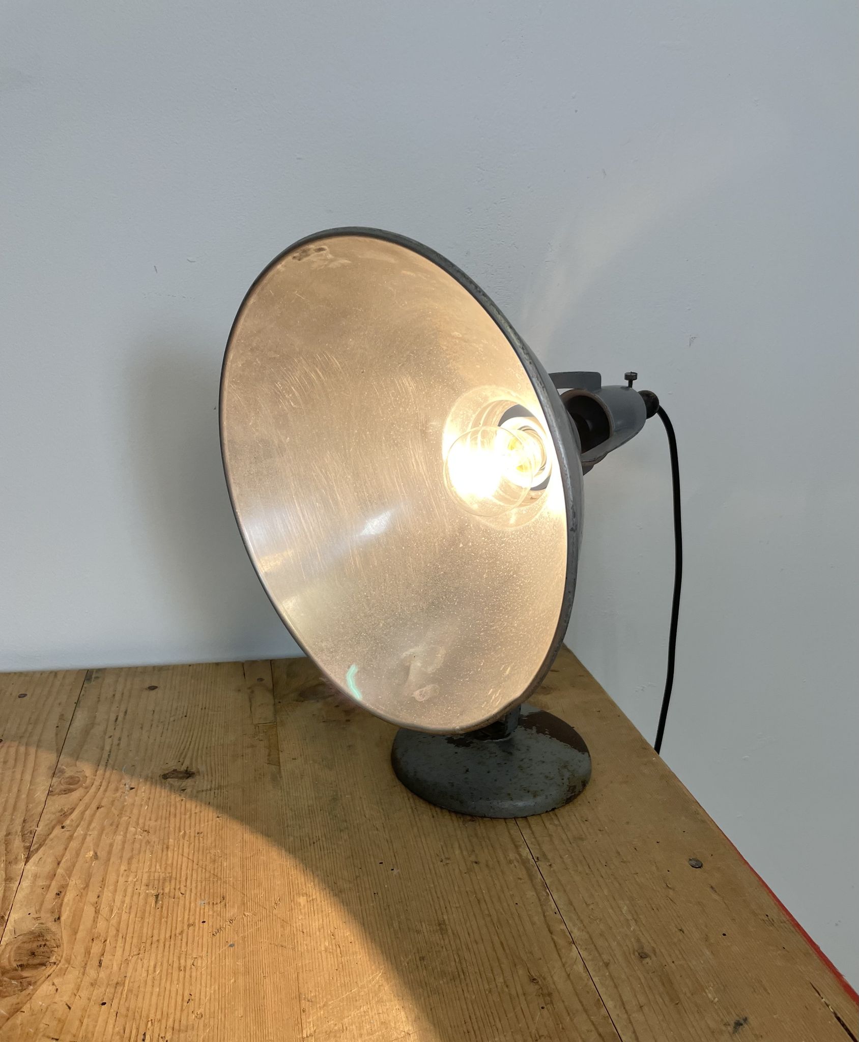 Lampe de table industrielle de bag turgi, années 1950