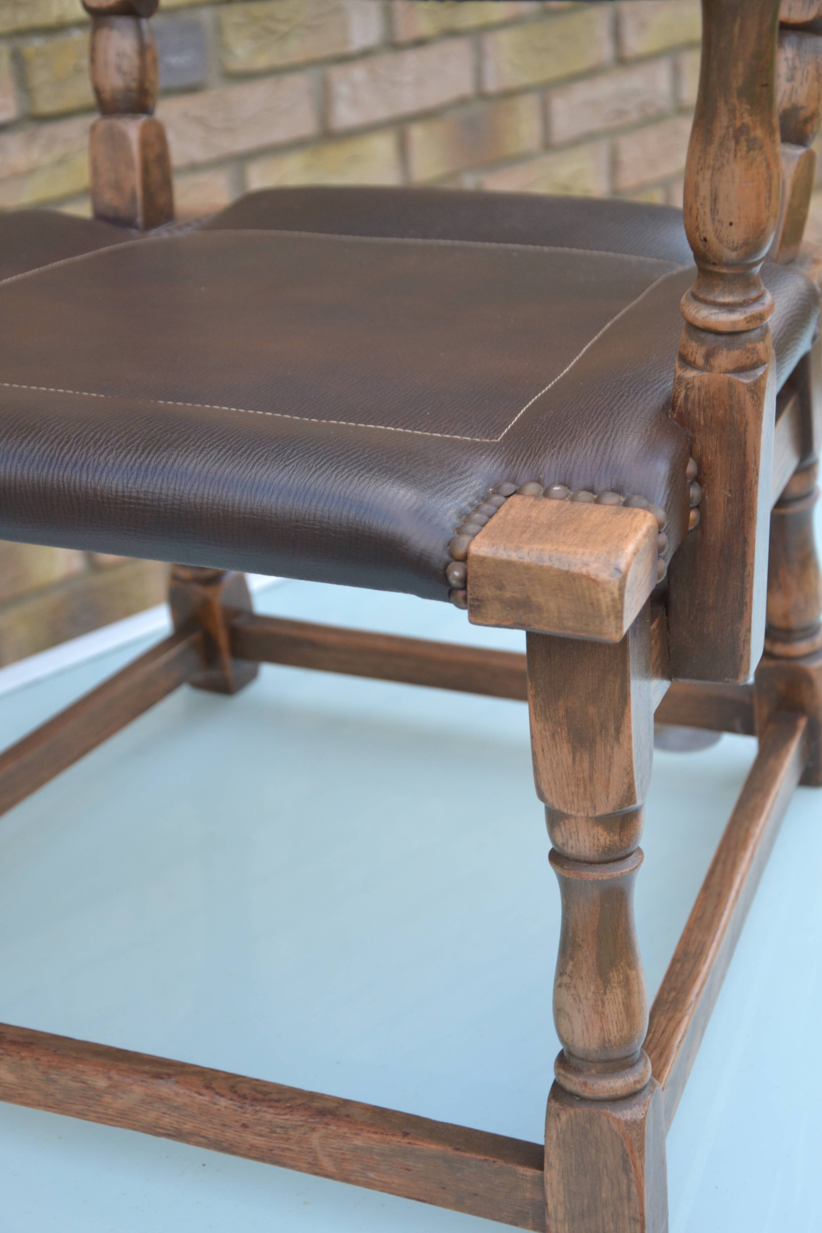 Armchair assigned to Théo Ruth for Artifort.