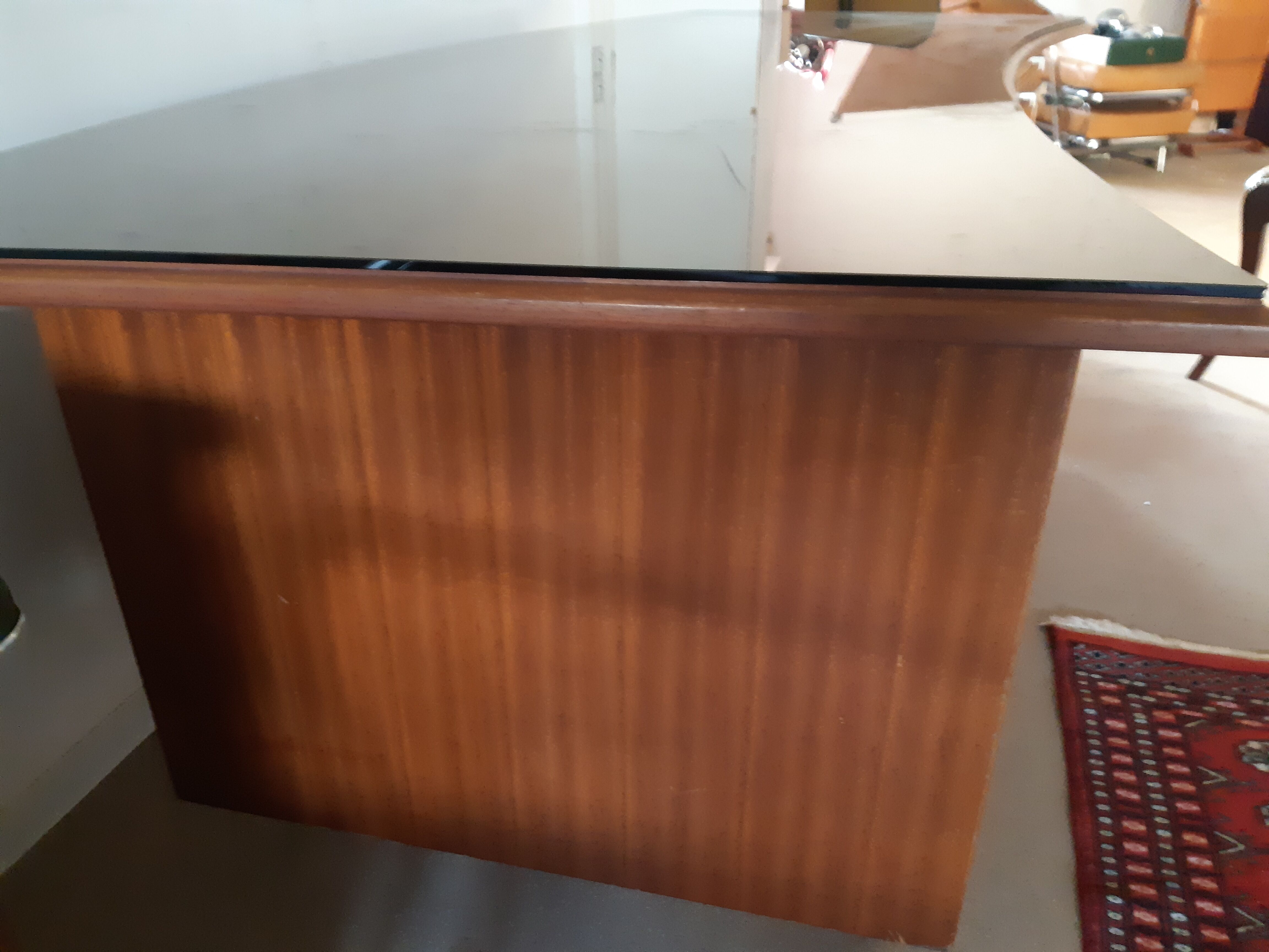 Minister desk years 80